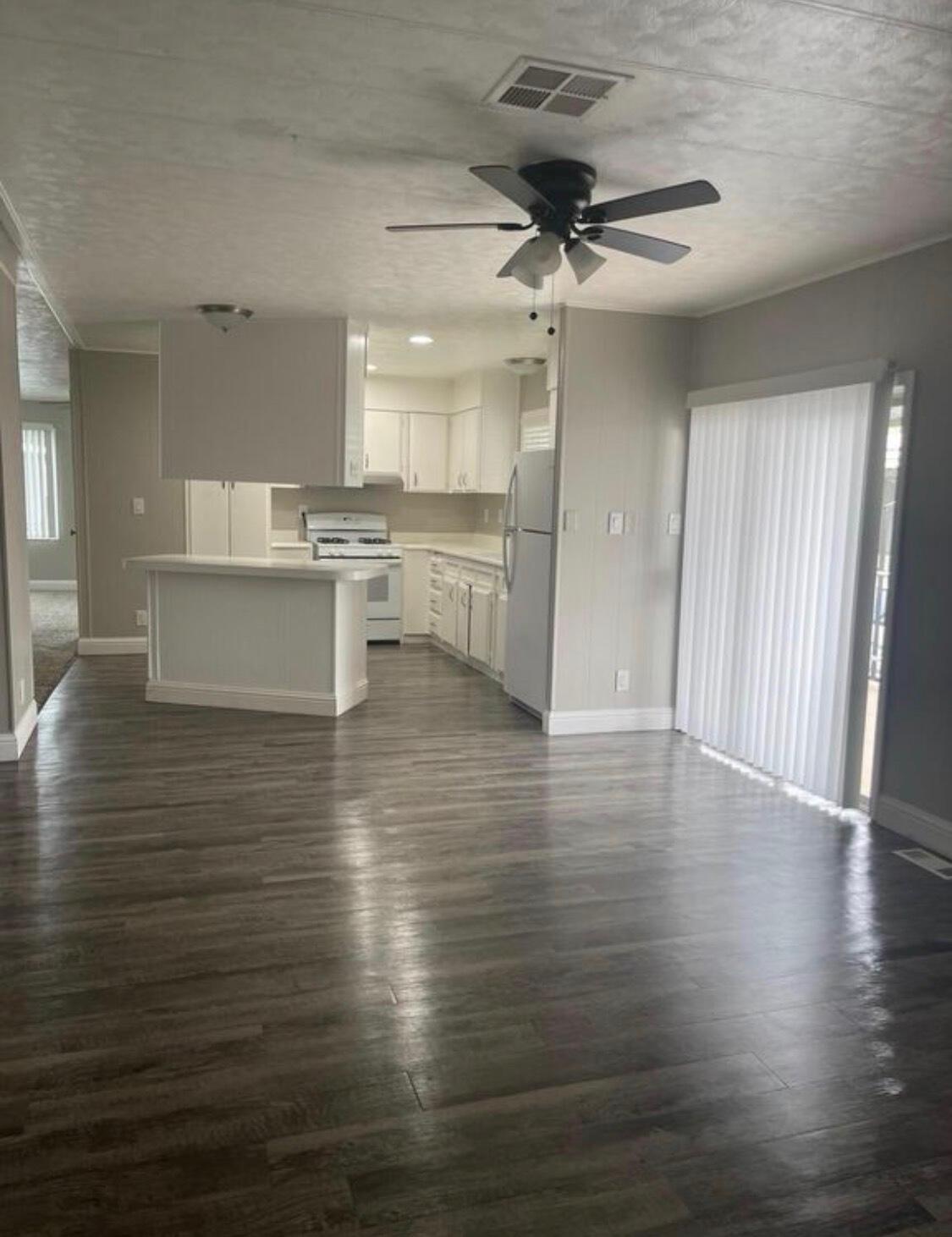 720 E Worth Ave #218, Porterville, CA 93257