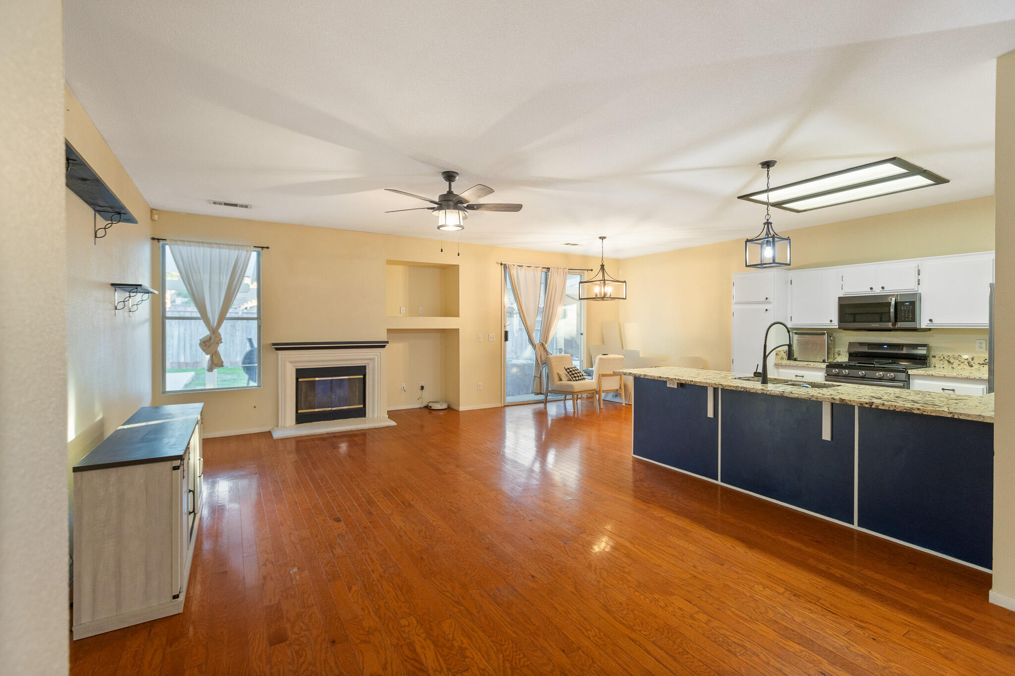 1843 Monache Ave, Porterville, CA 93257