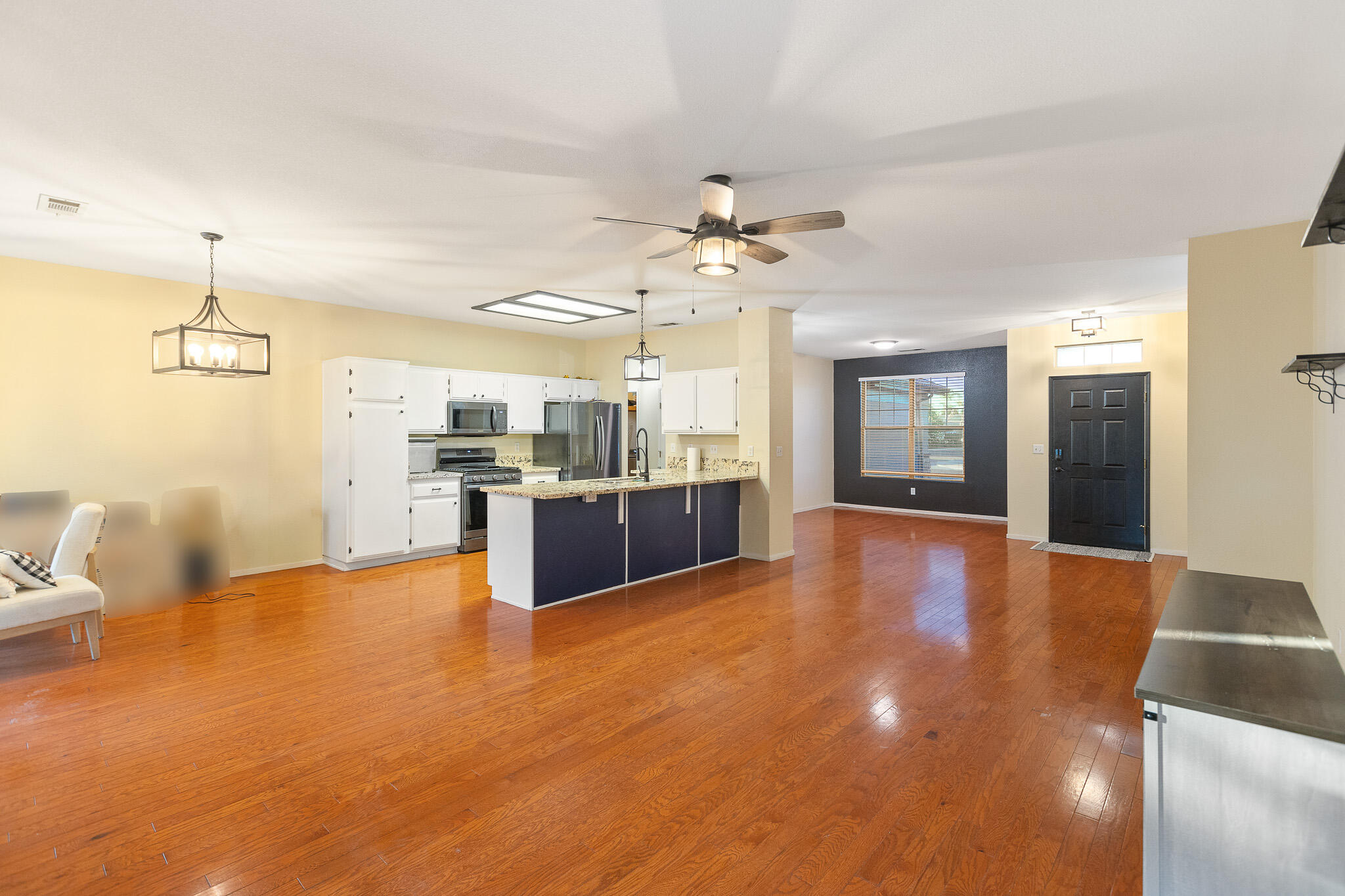 1843 Monache Ave, Porterville, CA 93257