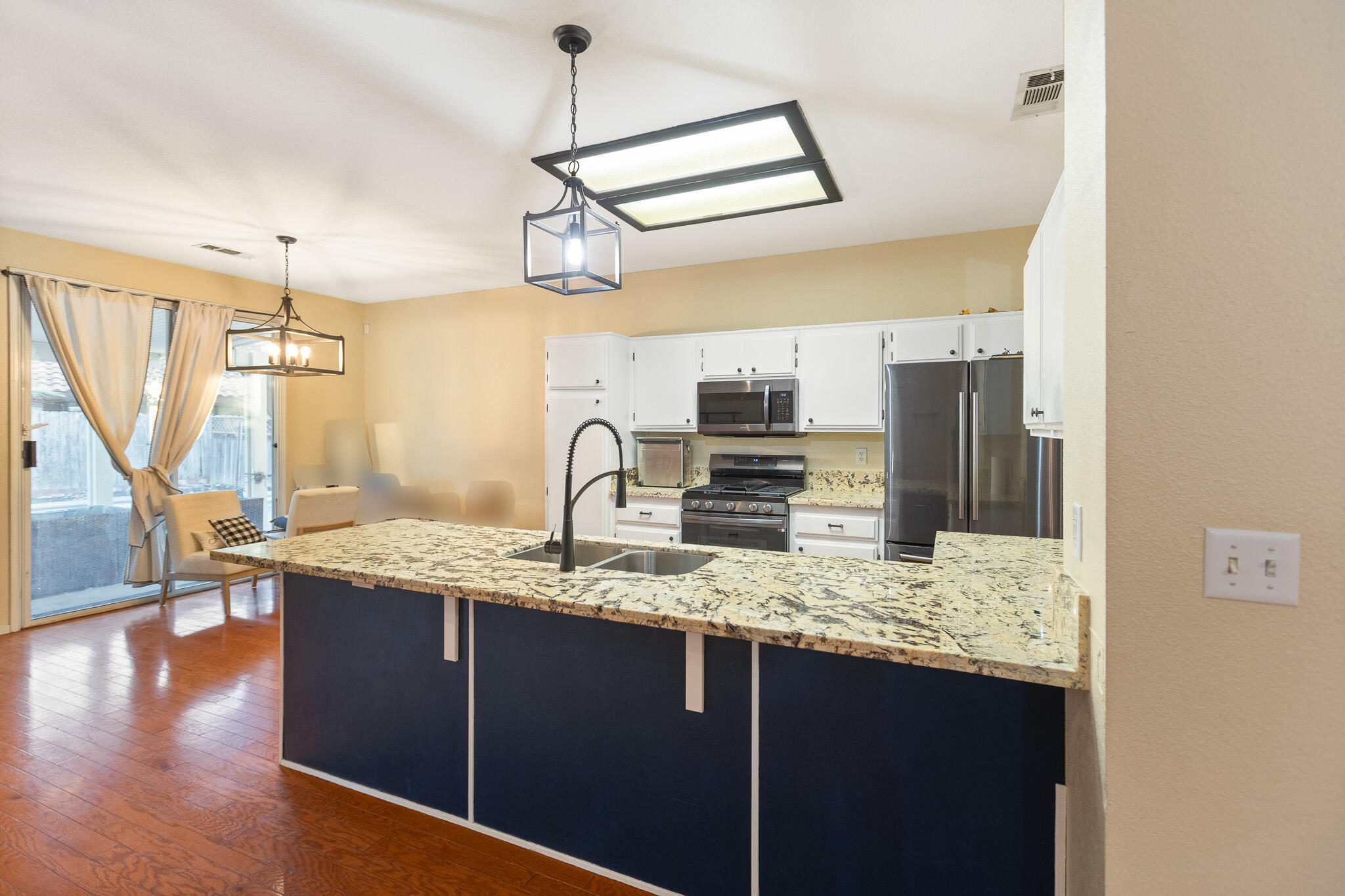 1843 Monache Ave, Porterville, CA 93257