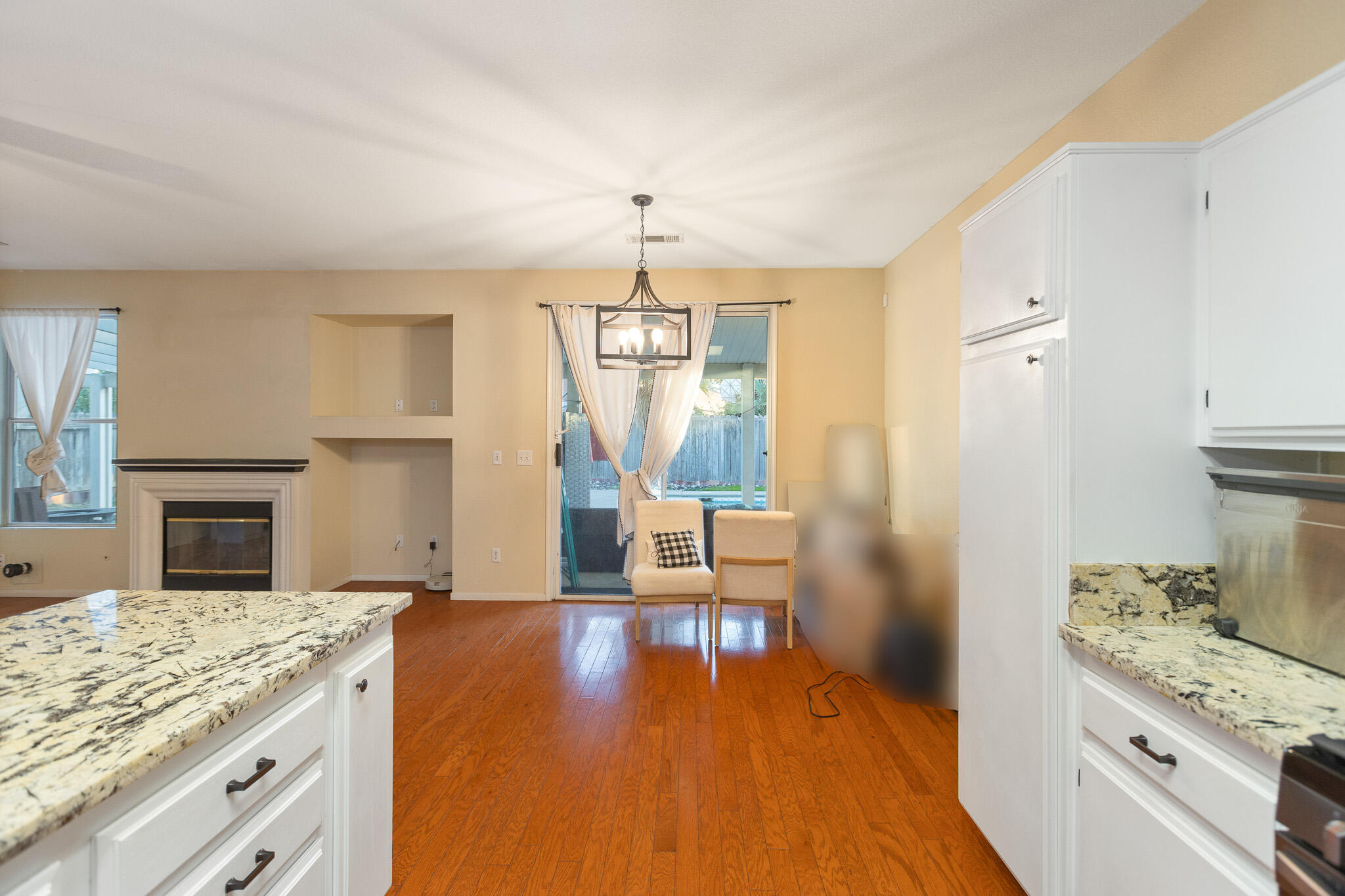 1843 Monache Ave, Porterville, CA 93257