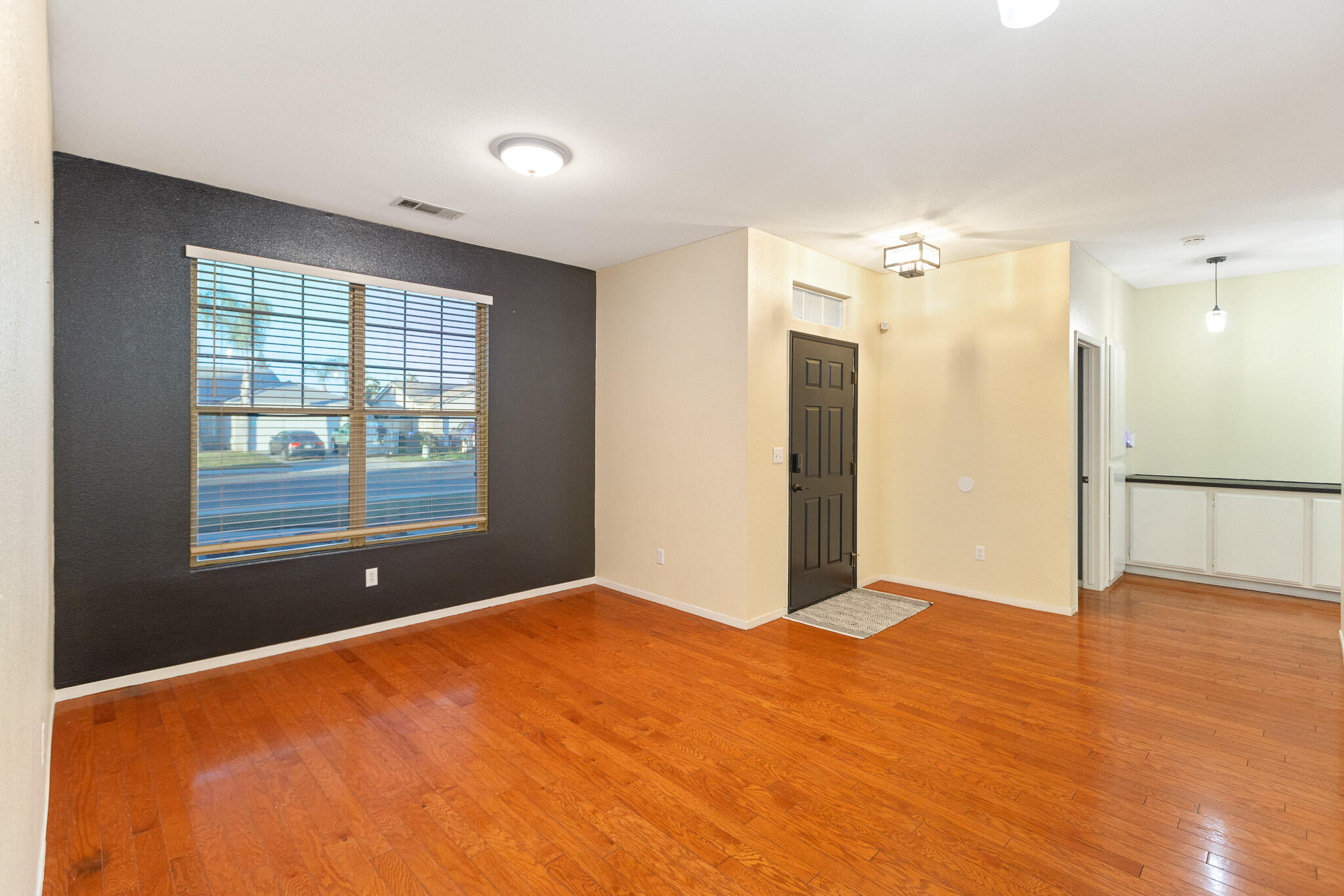 1843 Monache Ave, Porterville, CA 93257