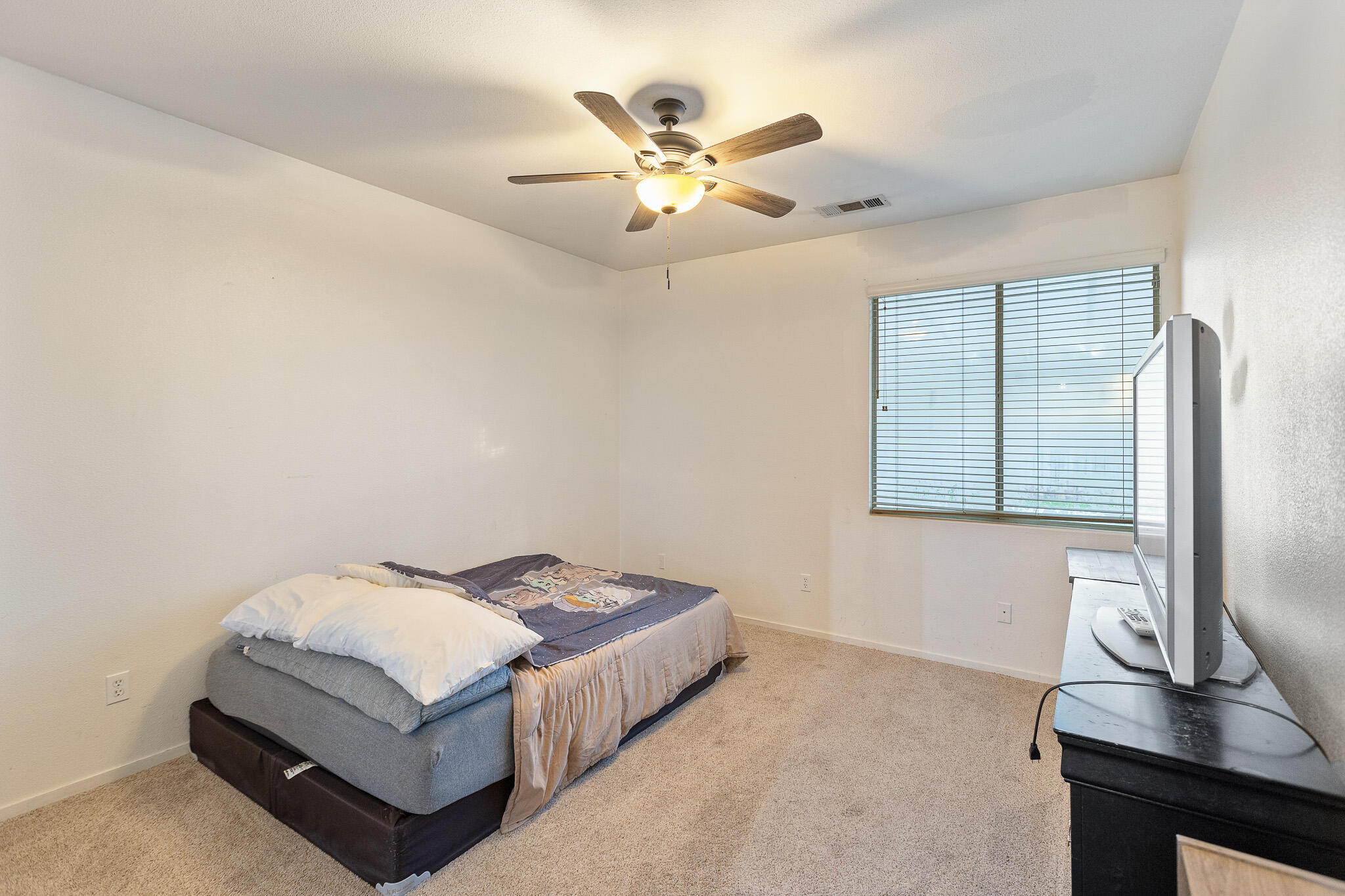 1843 Monache Ave, Porterville, CA 93257