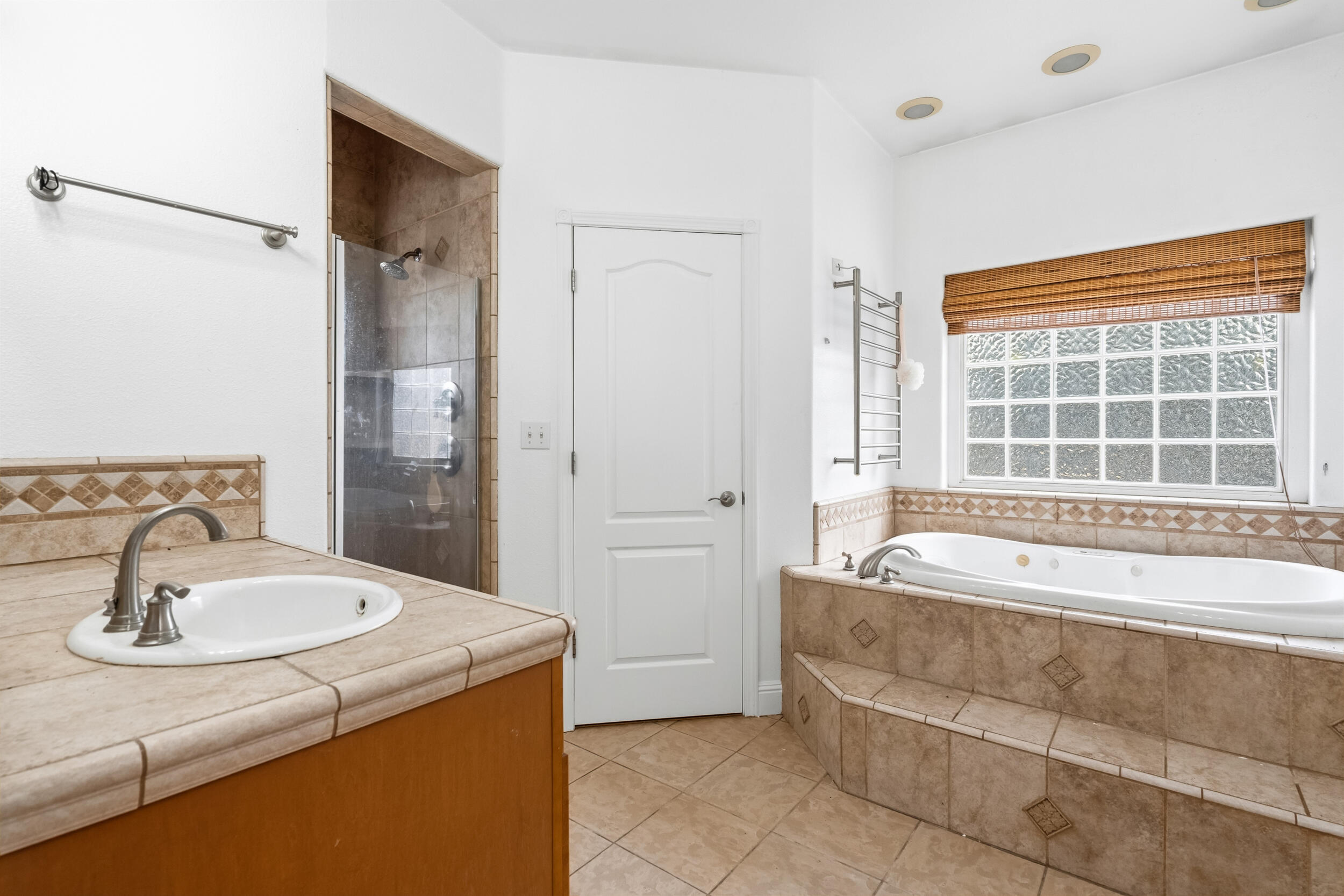 32394 Pinto Dr, Springville, CA 93265