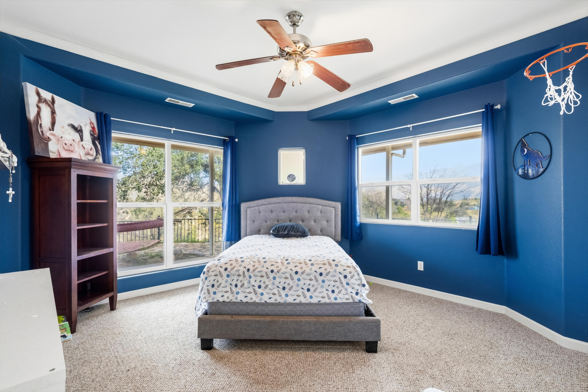 32394 Pinto Dr, Springville, CA 93265