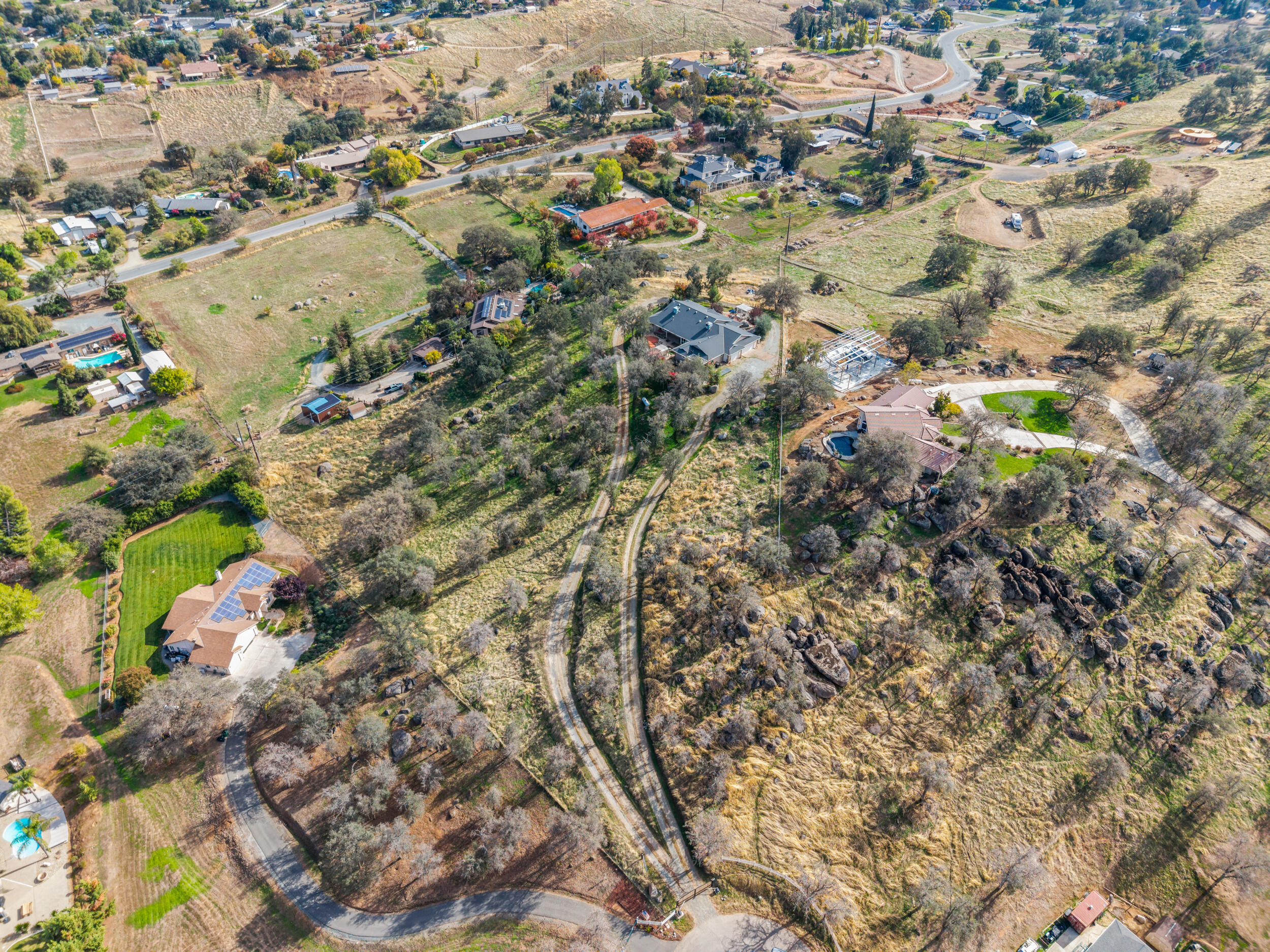 32394 Pinto Dr, Springville, CA 93265