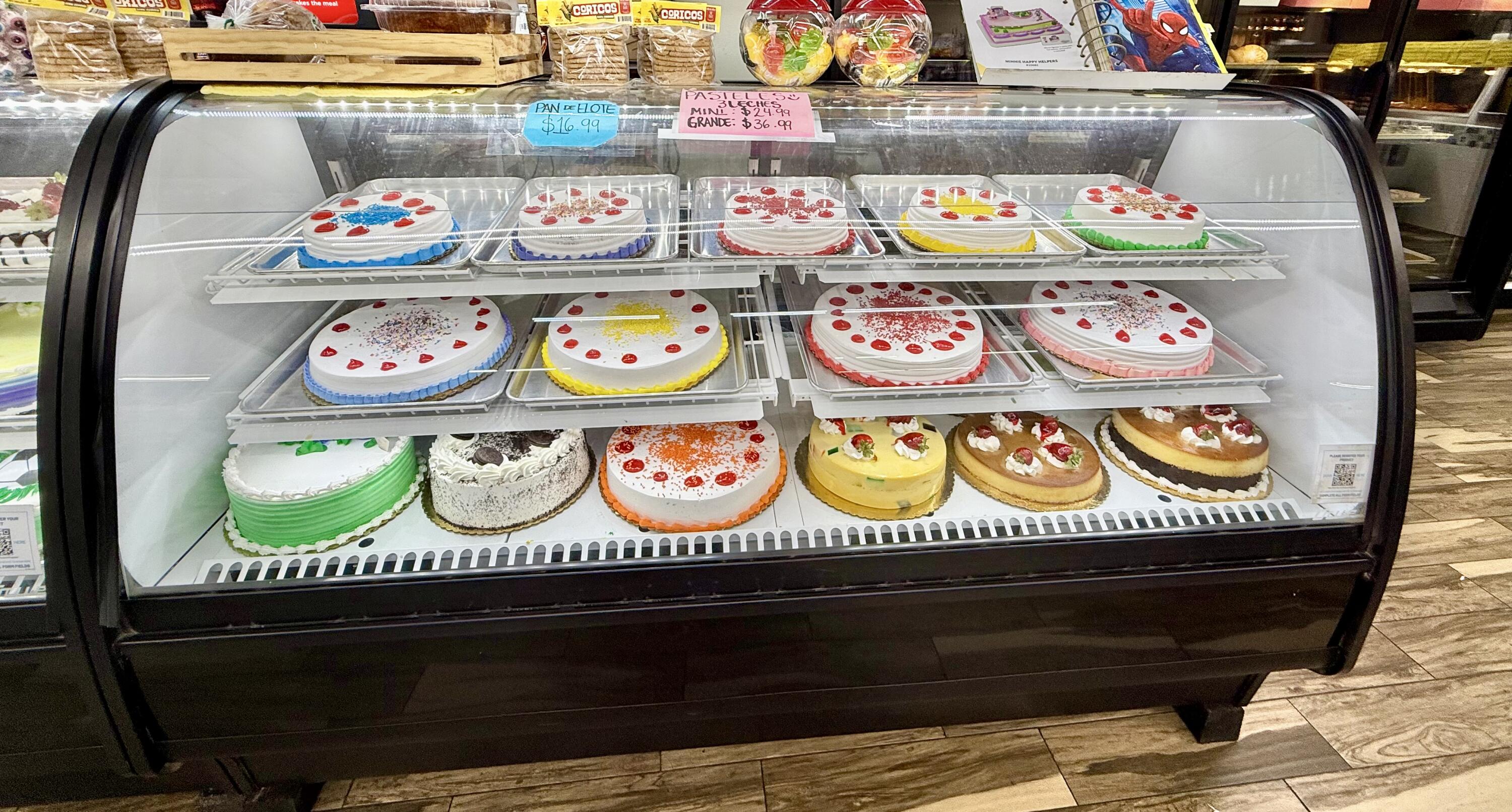 408 S Mirage Ave, Lindsay, CA 93247