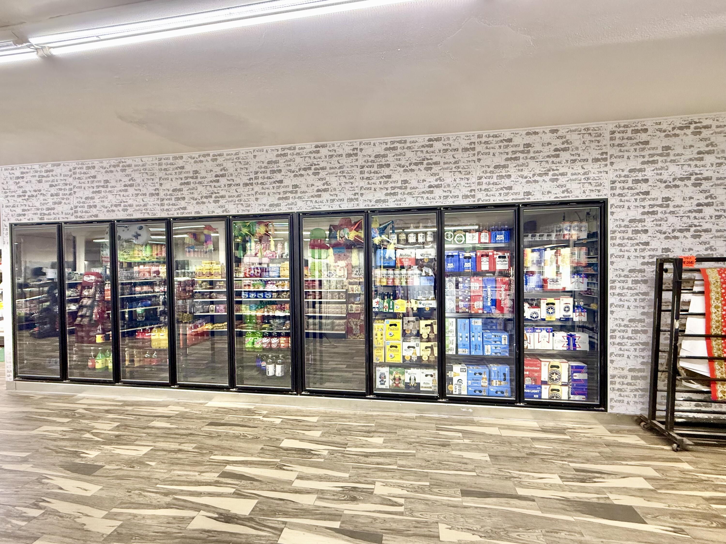 408 S Mirage Ave, Lindsay, CA 93247