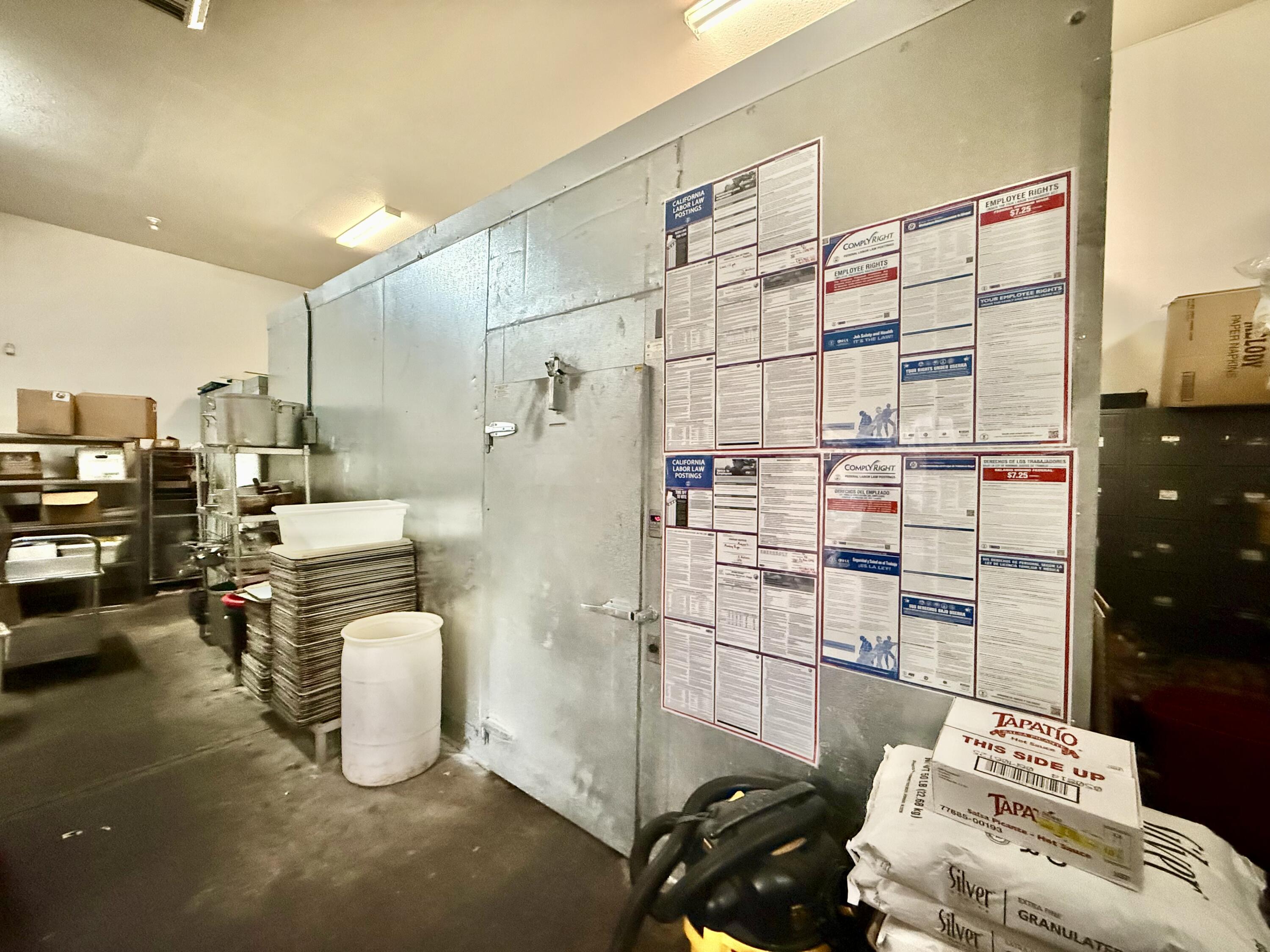 408 S Mirage Ave, Lindsay, CA 93247