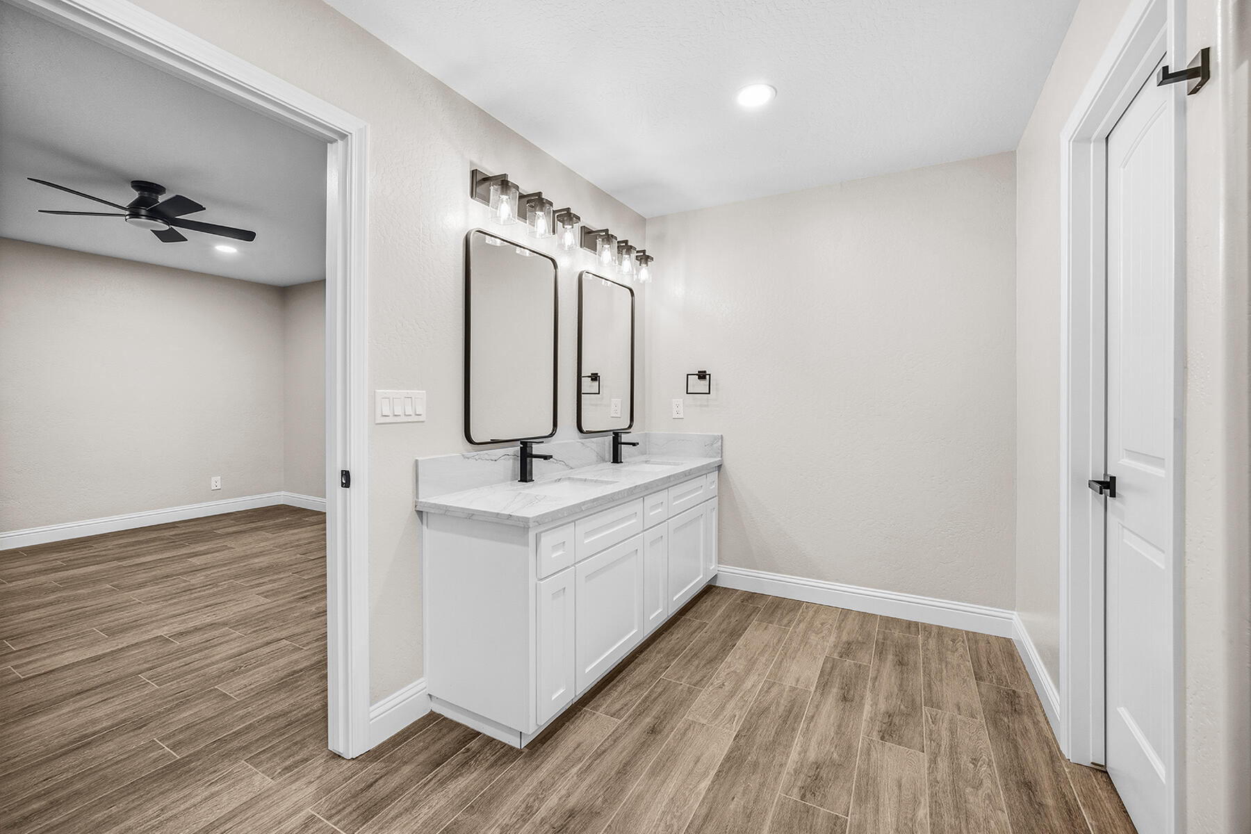 31191 Rd 160 #160, Visalia, CA 93292