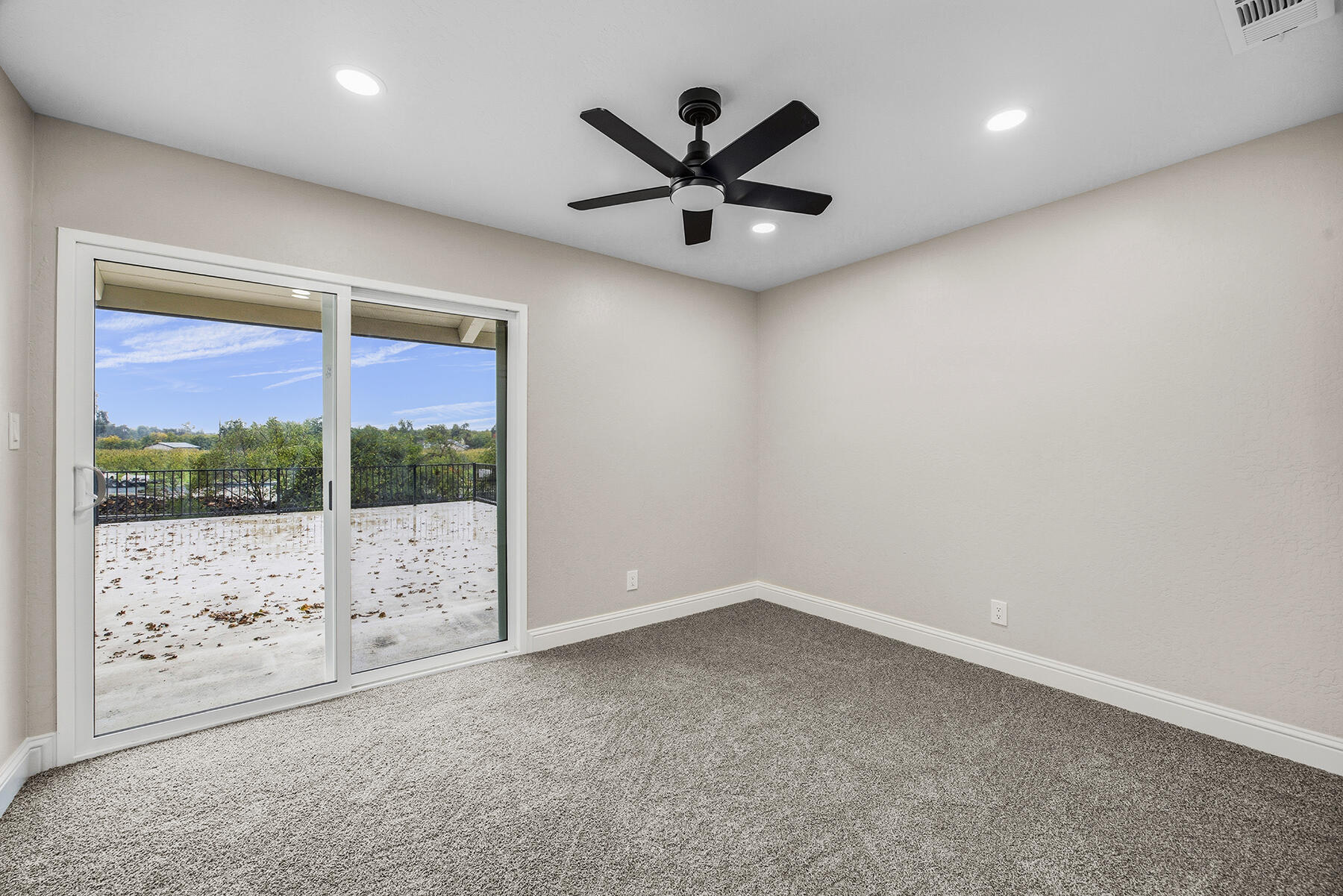 31191 Rd 160 #160, Visalia, CA 93292