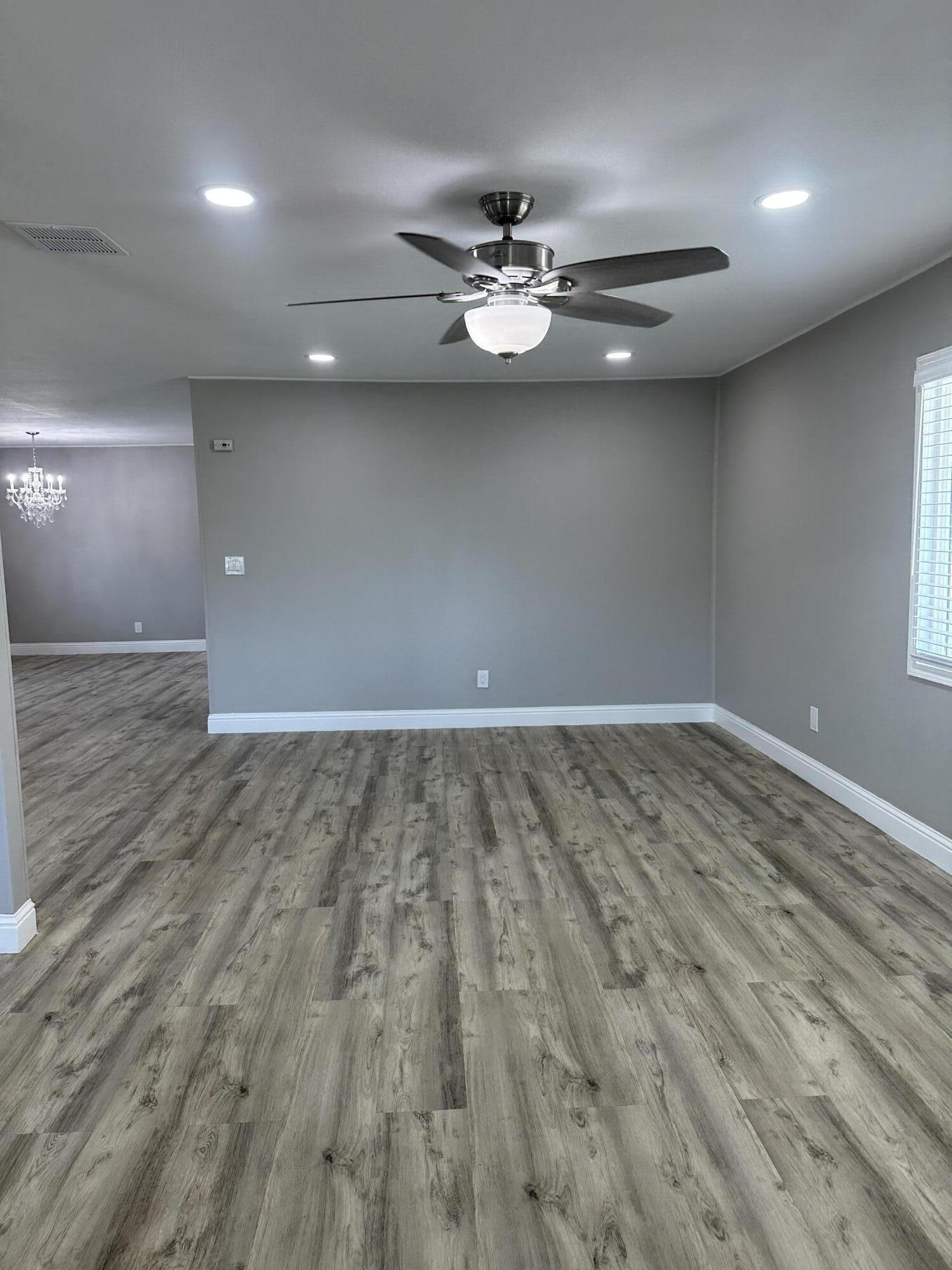 720 E Worth Space 76 Ave, Porterville, CA 93257