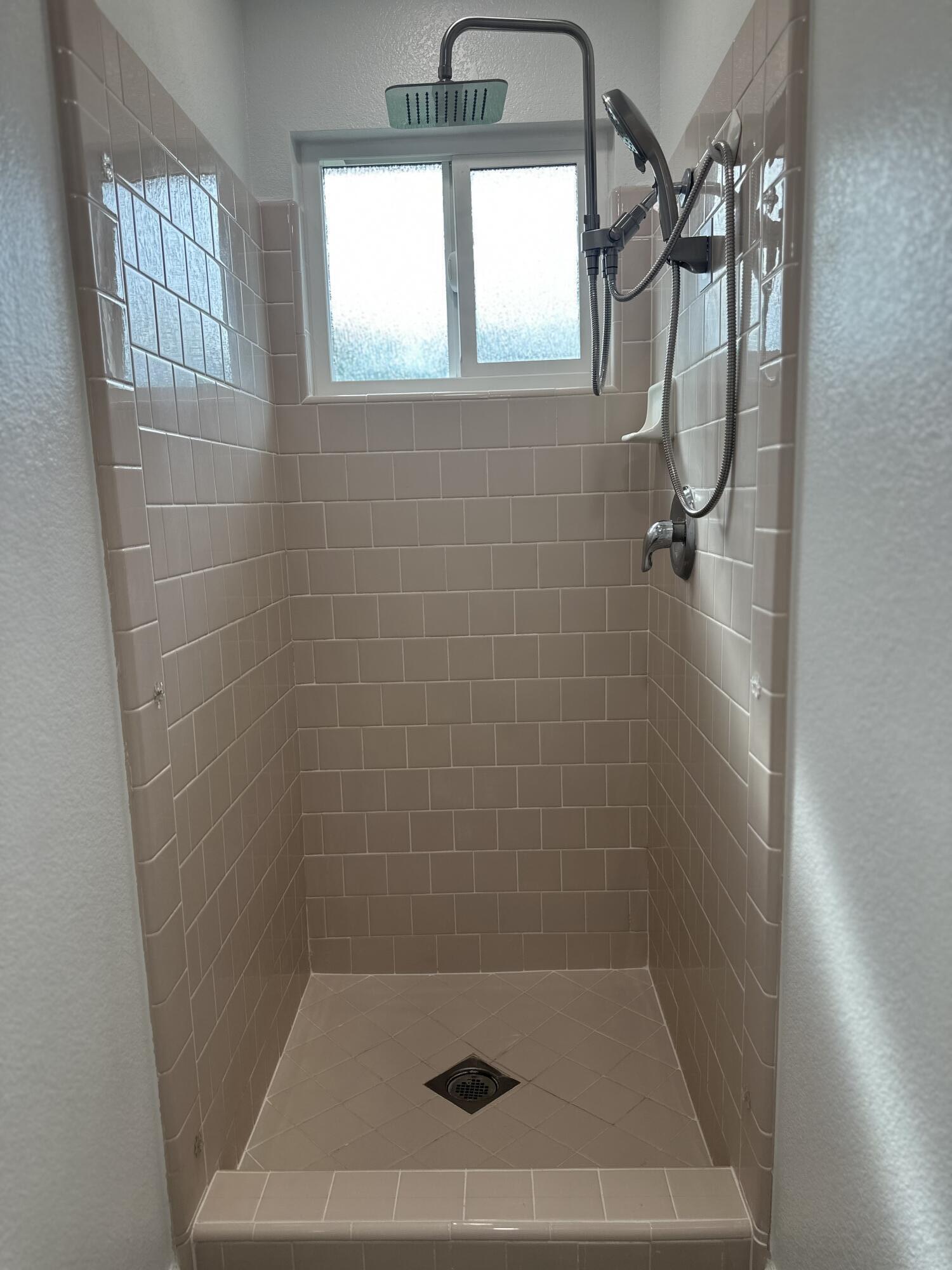 35312 George Smith Rd, Yokuts Valley, CA 93675