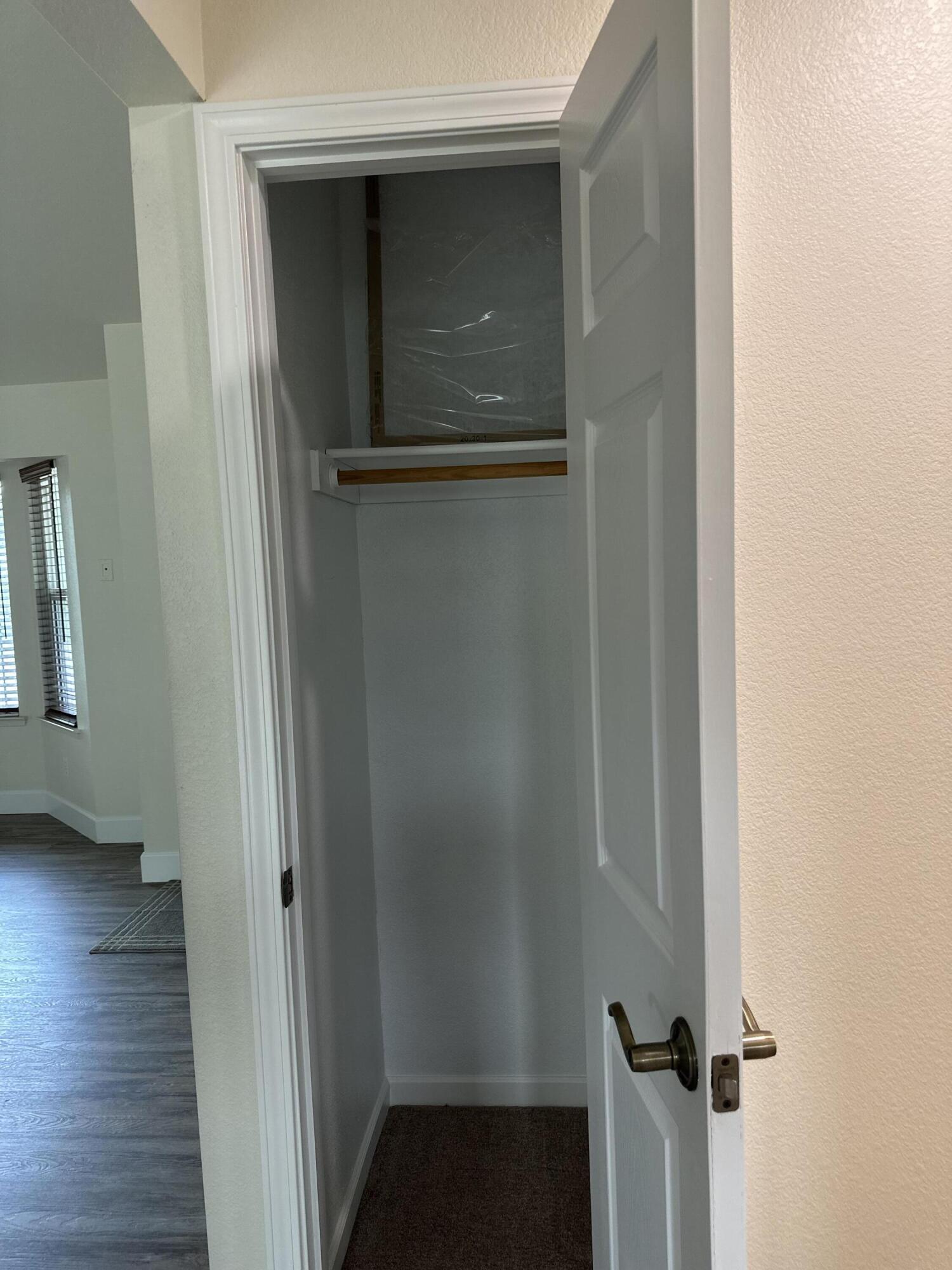 35312 George Smith Rd, Yokuts Valley, CA 93675