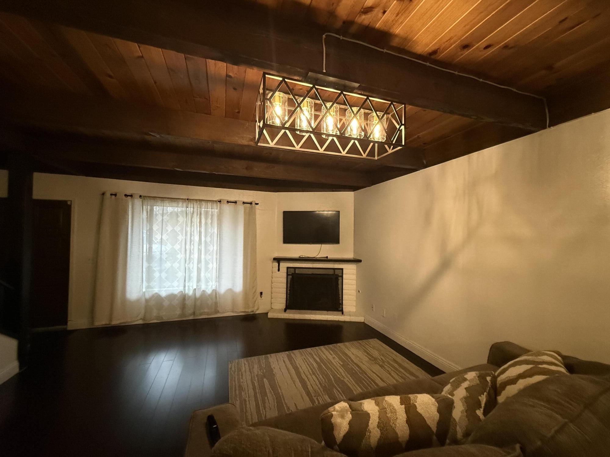 341 N Capitola Ct #3, Porterville, CA 93257