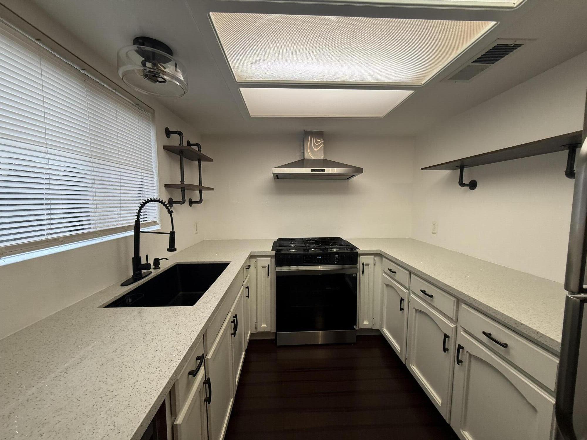 341 N Capitola Ct #3, Porterville, CA 93257