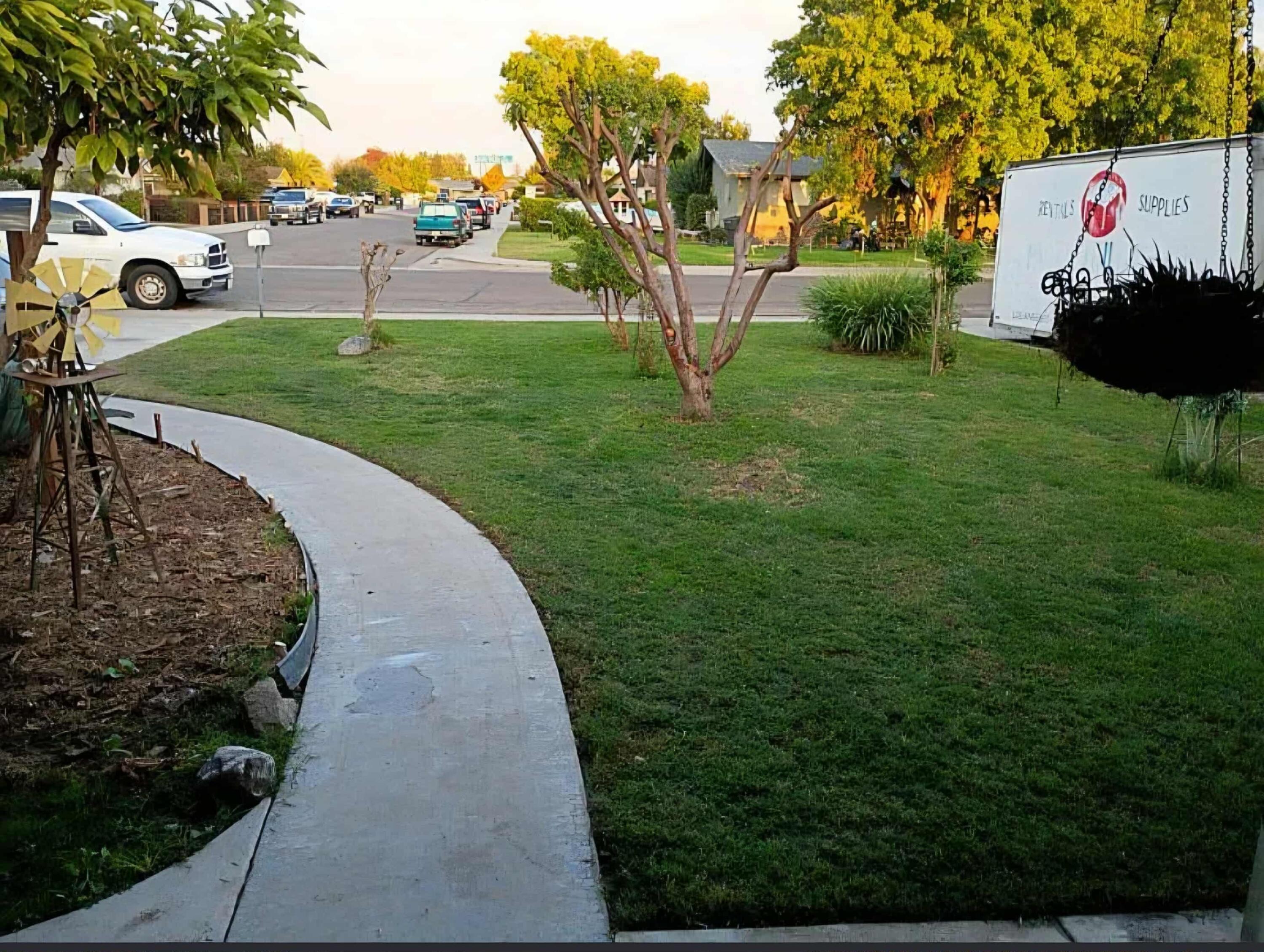 2527 S Linda Vista St, Visalia, CA 93277