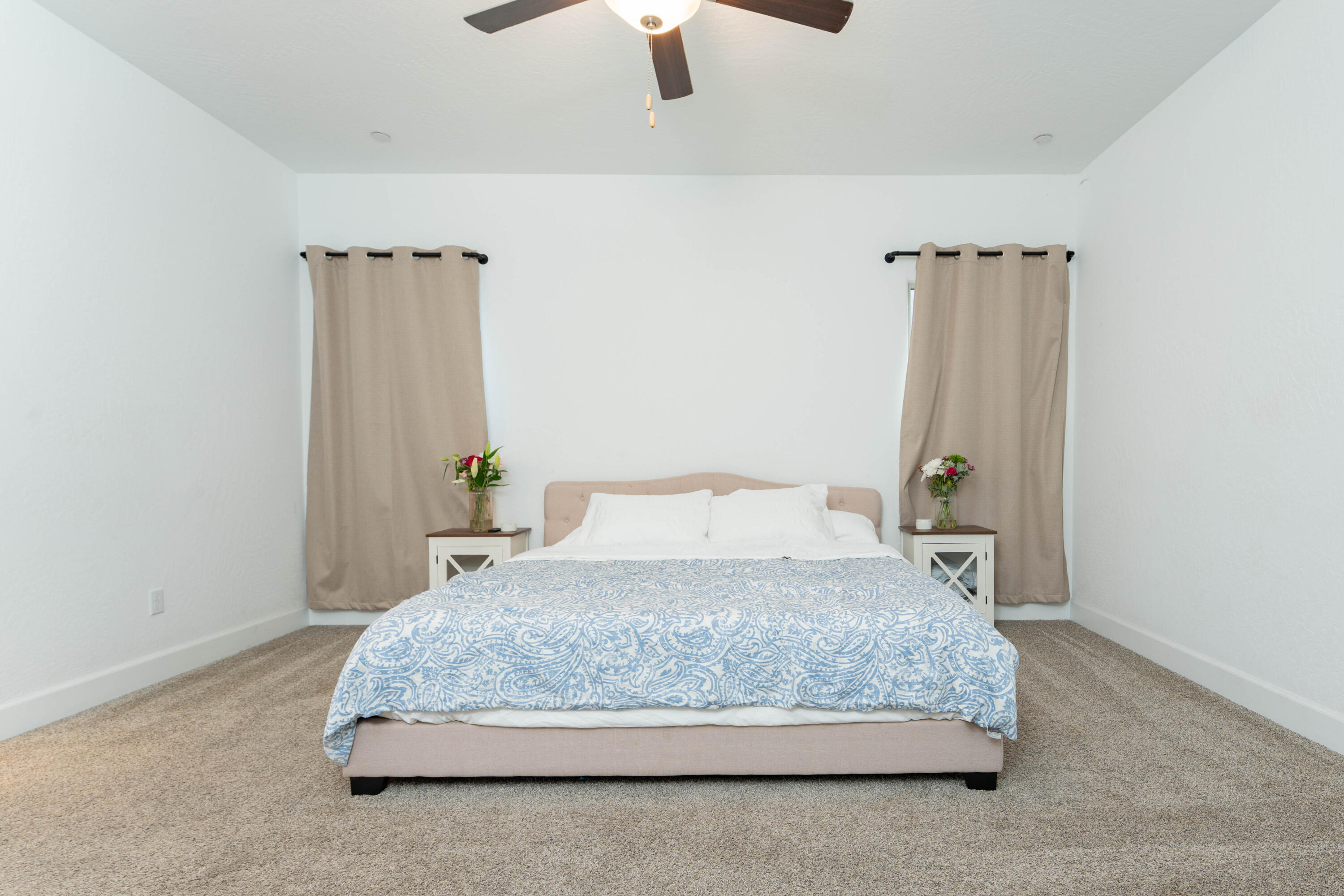 2608 W Heather Ln, Hanford, CA 93230