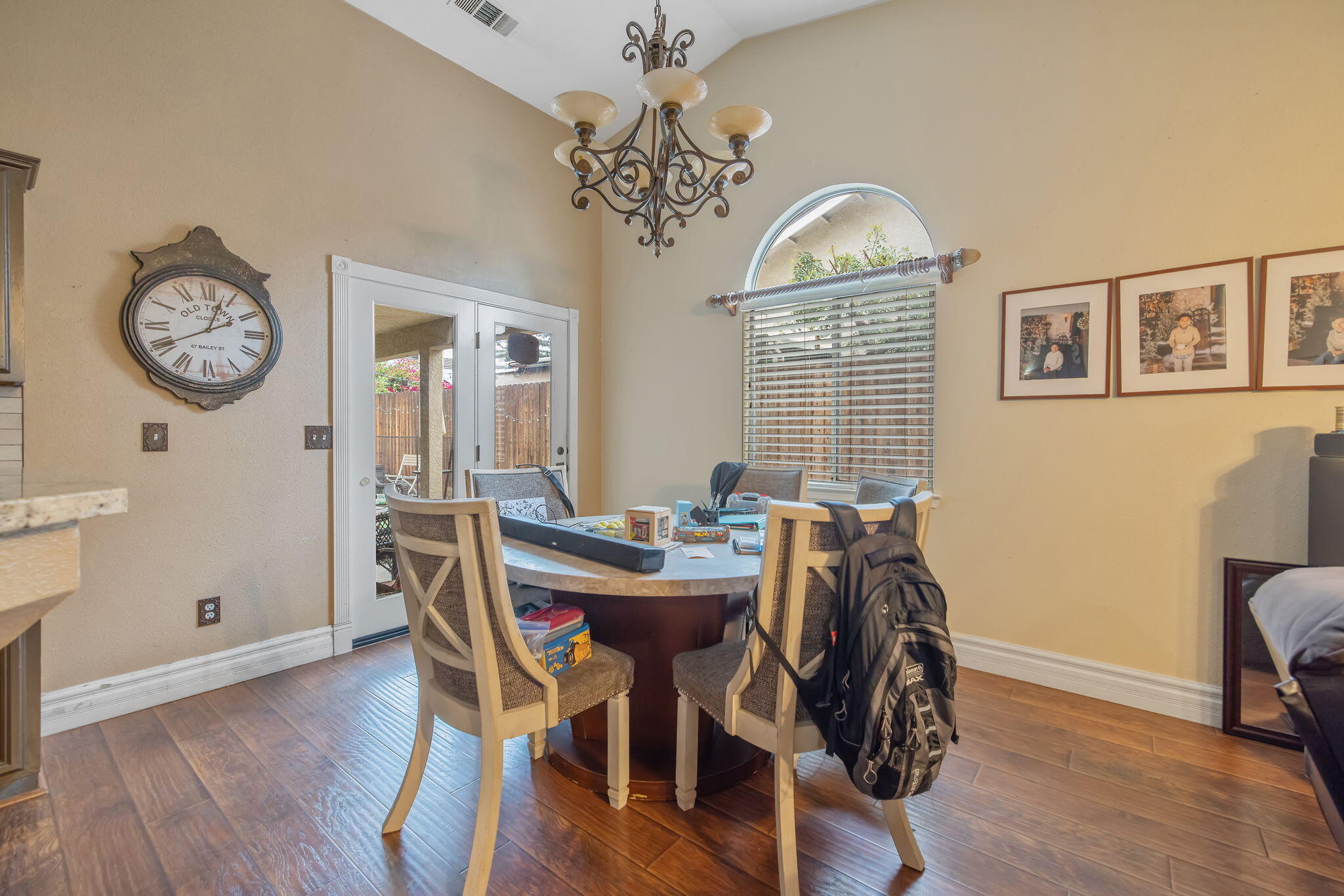 4038 E Sue Ave, Visalia, CA 93292