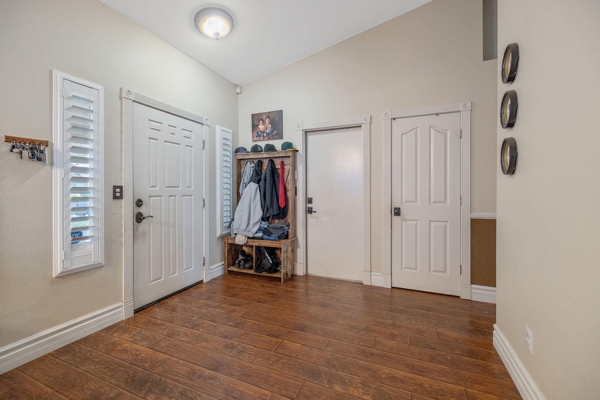 4038 E Sue Ave, Visalia, CA 93292