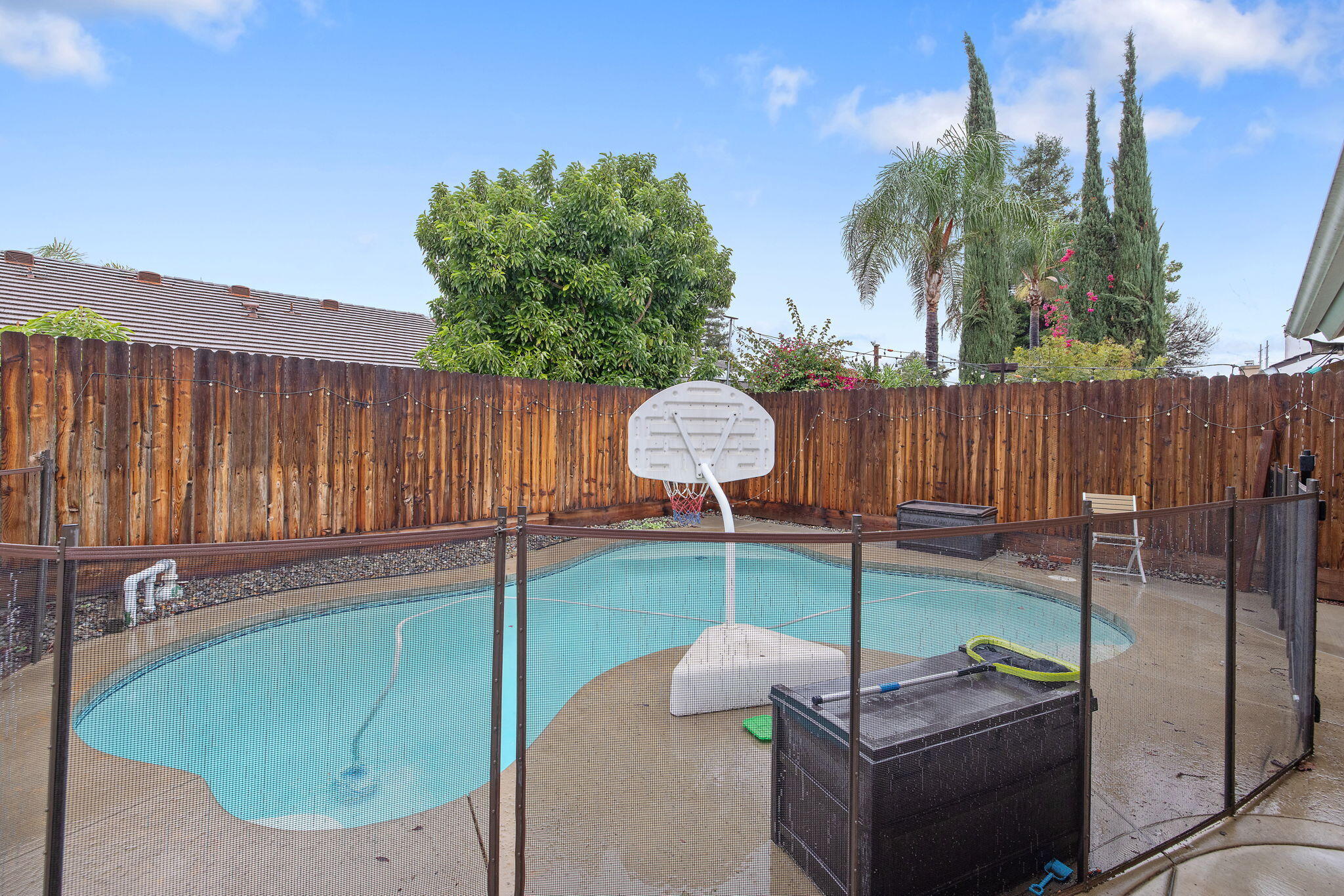 4038 E Sue Ave, Visalia, CA 93292