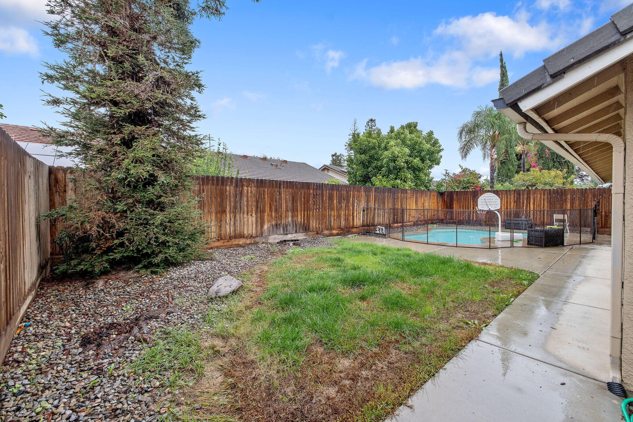 4038 E Sue Ave, Visalia, CA 93292