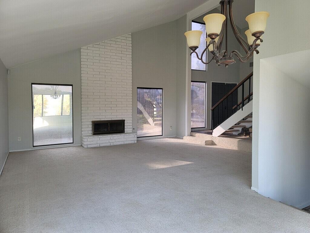 1112 N Scenic Dr, Porterville, CA 93257