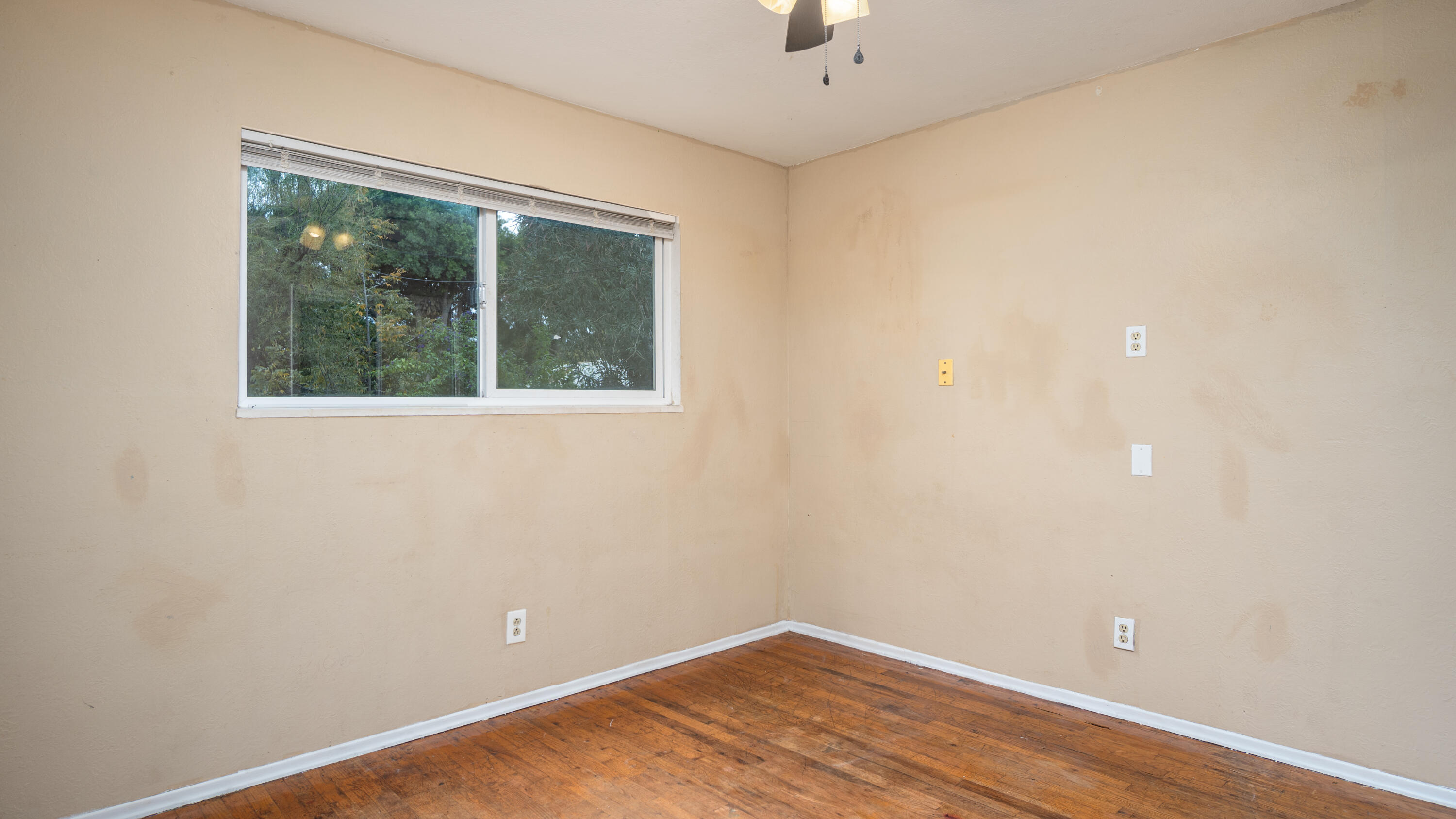 1704 W Morton Ave, Porterville, CA 93257