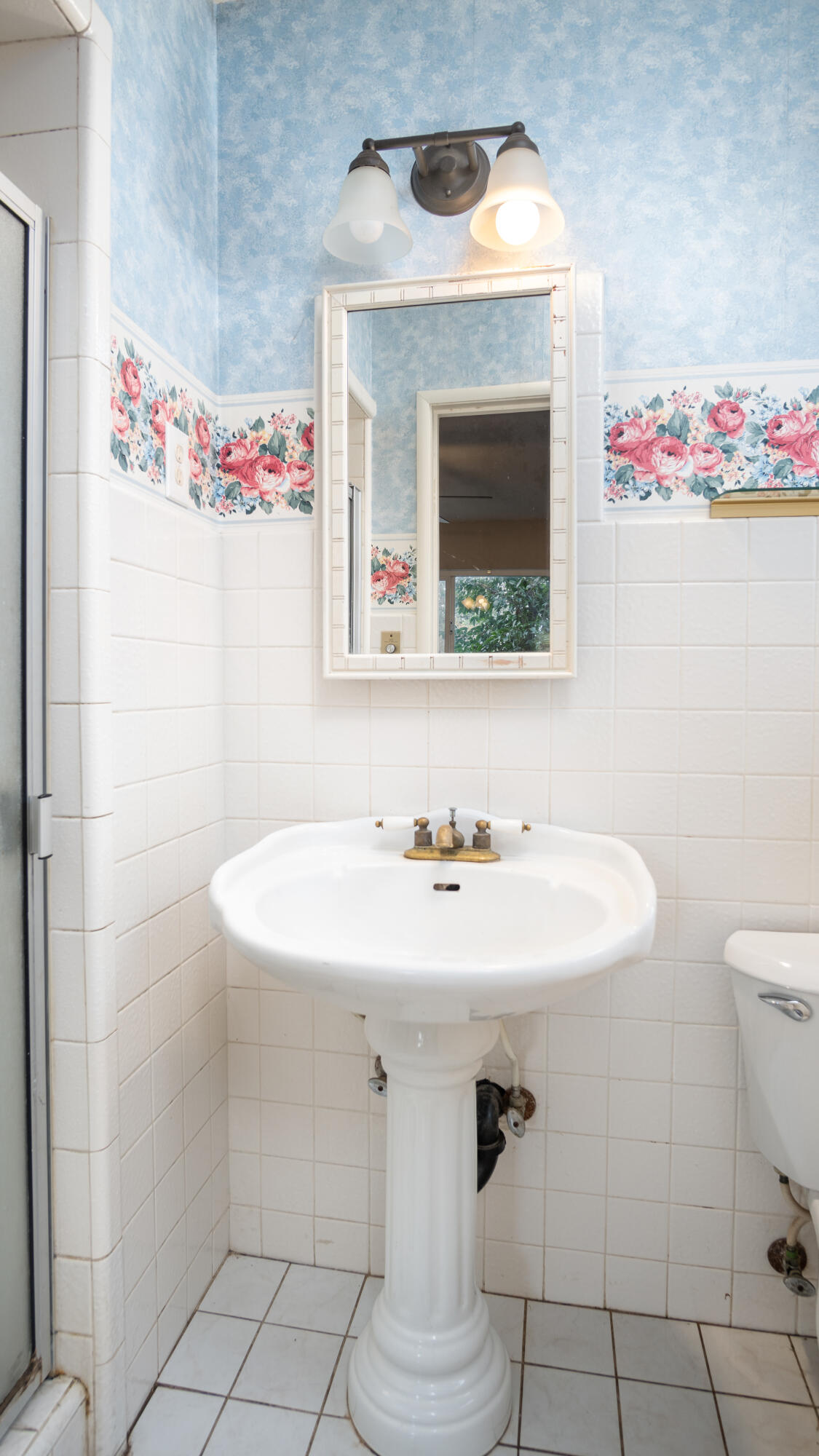 1704 W Morton Ave, Porterville, CA 93257