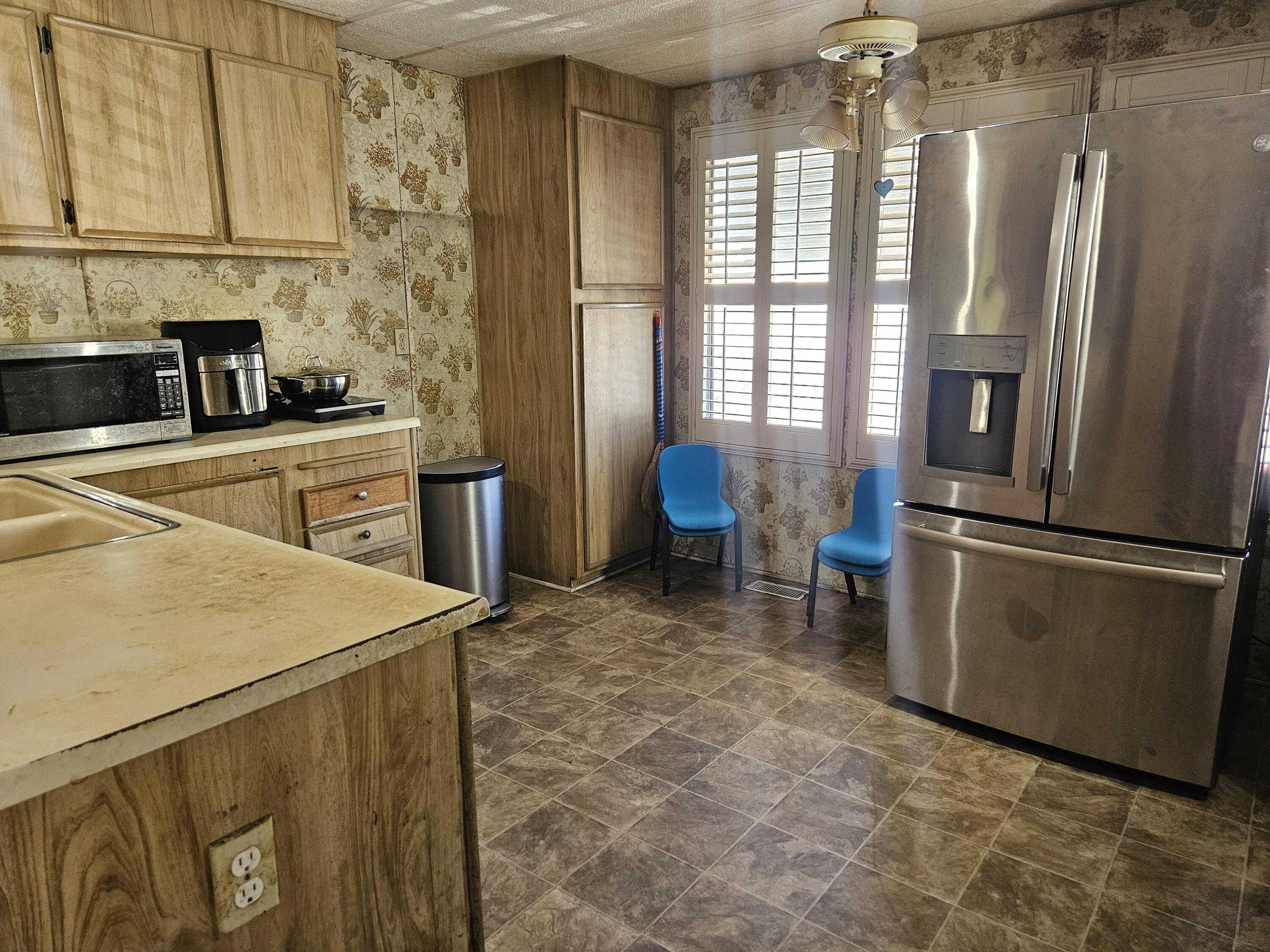 5505 W Tulare Ave #101, Visalia, CA 93277