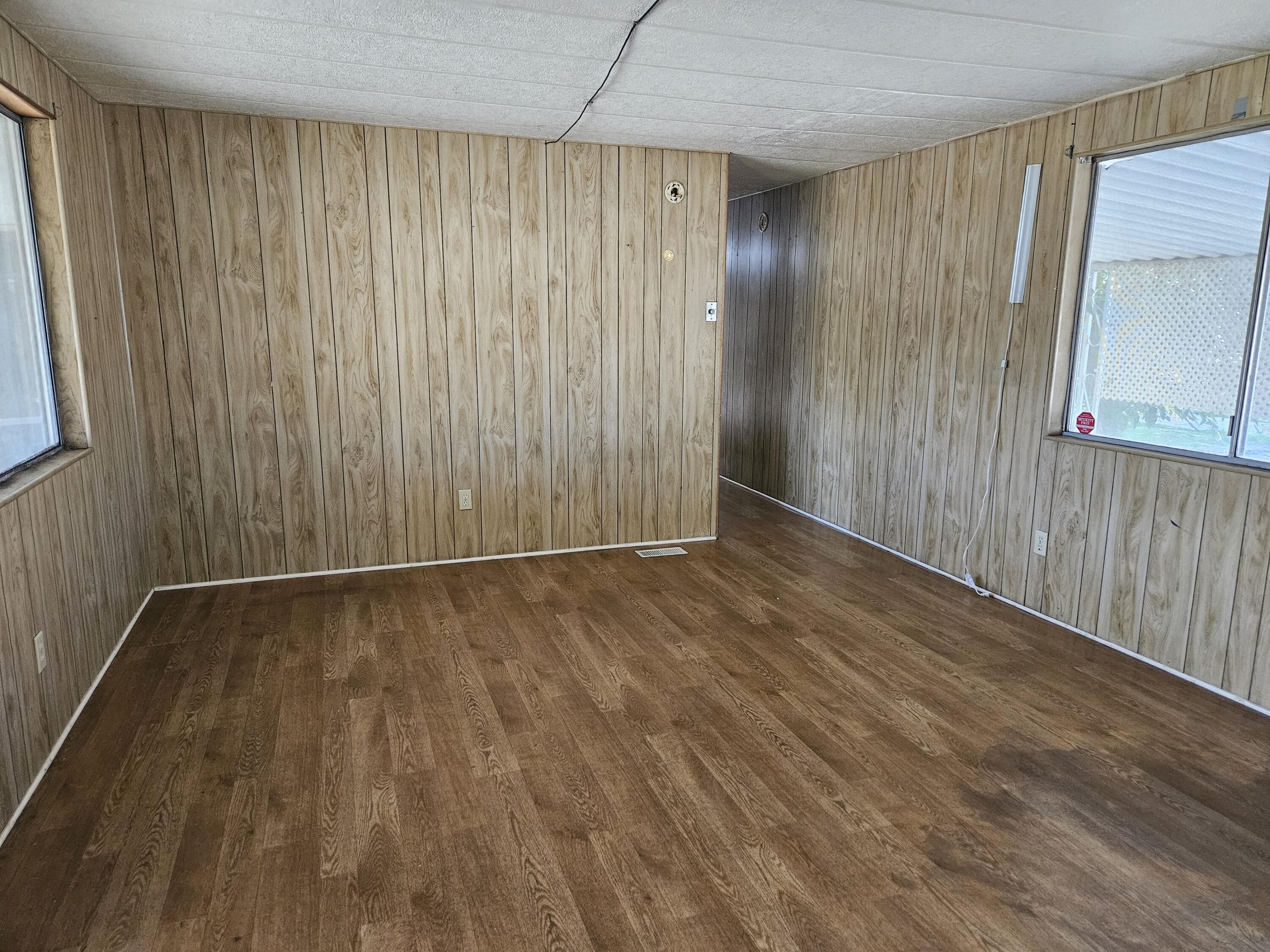 5505 W Tulare Ave #101, Visalia, CA 93277