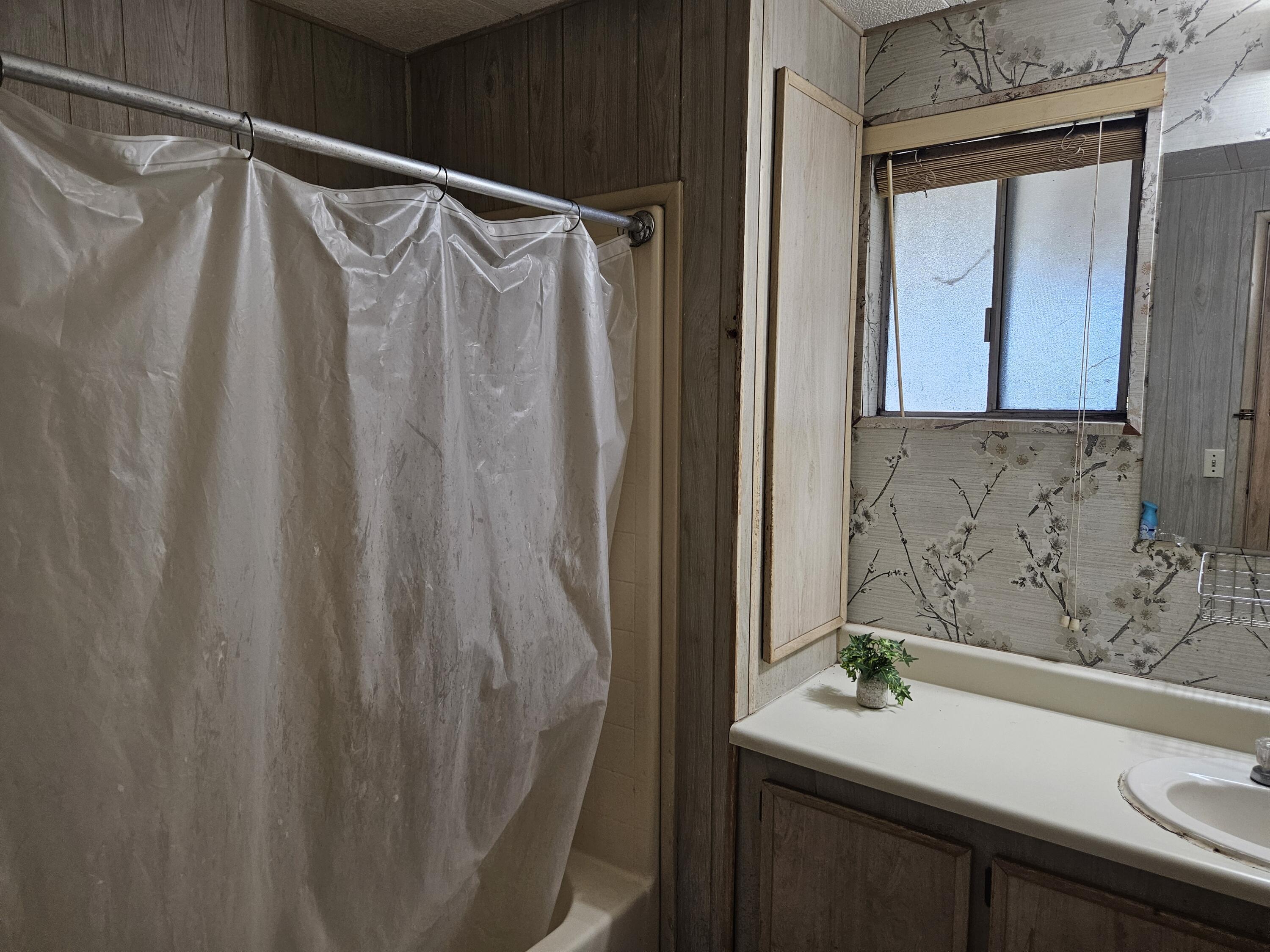 5505 W Tulare Ave #101, Visalia, CA 93277