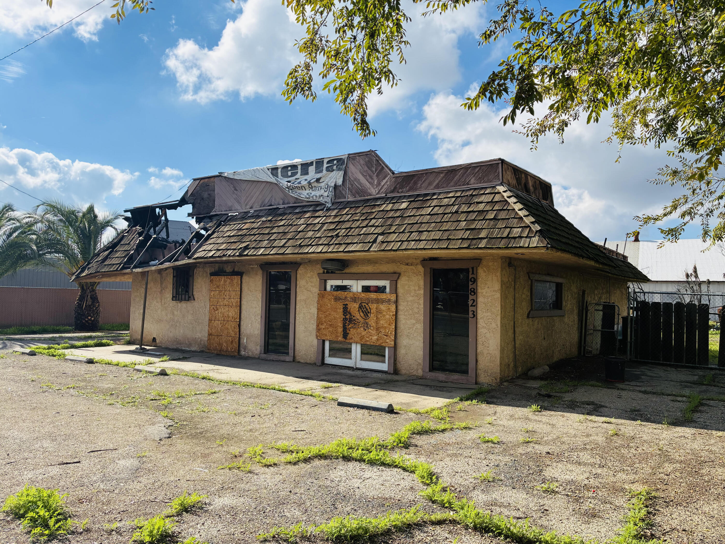 19823 Orange Belt Dr, Strathmore, CA 93267