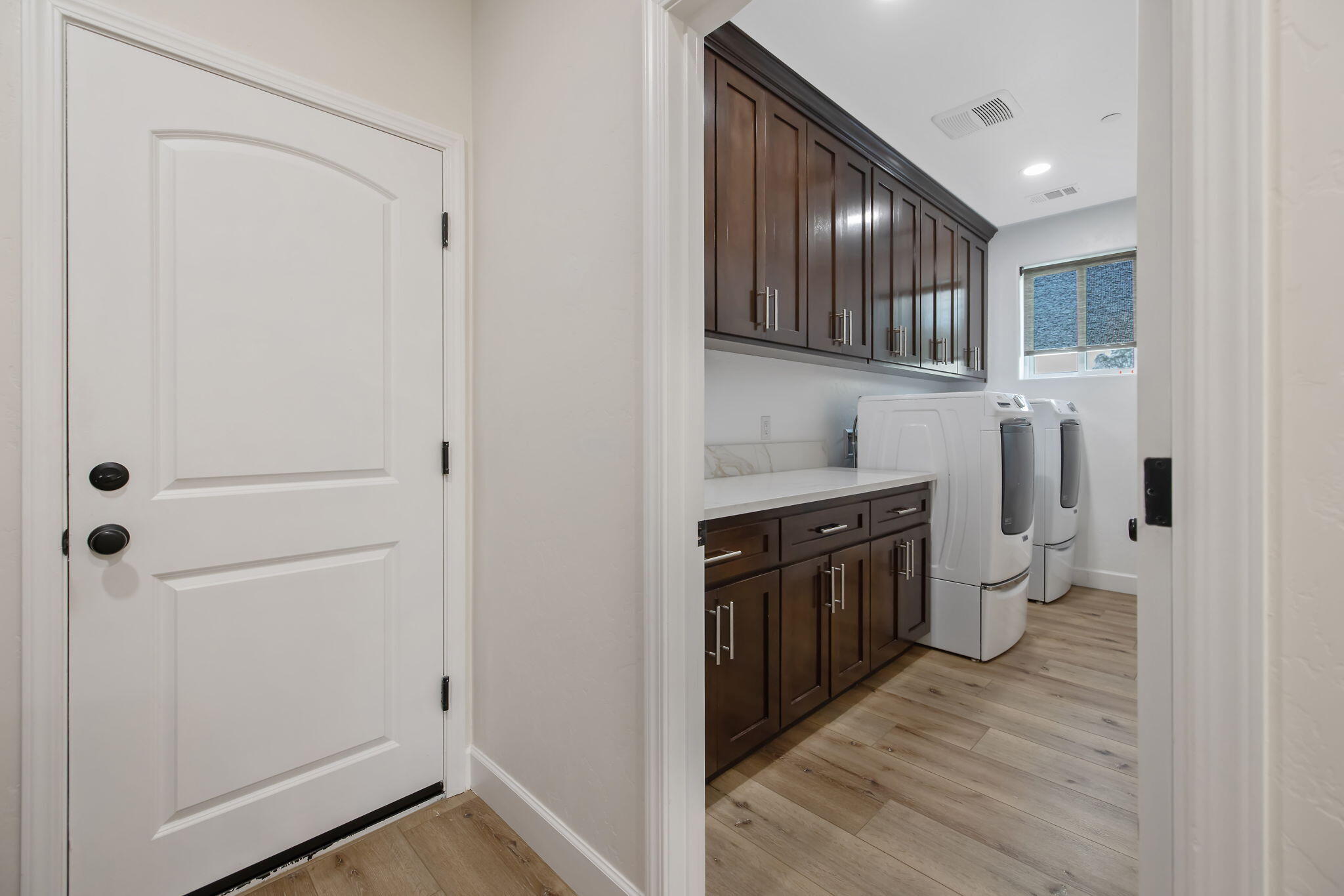 17044 Coyote Dr, Springville, CA 93265