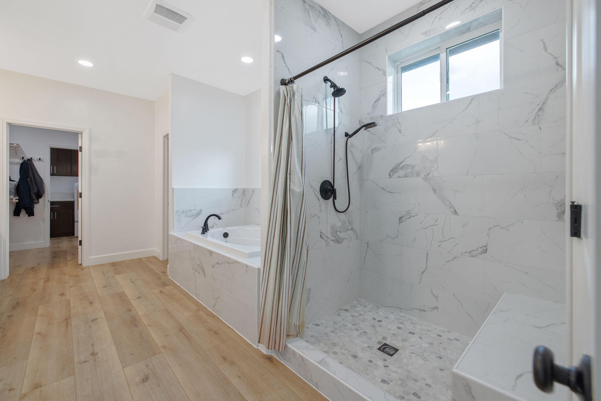 17044 Coyote Dr, Springville, CA 93265