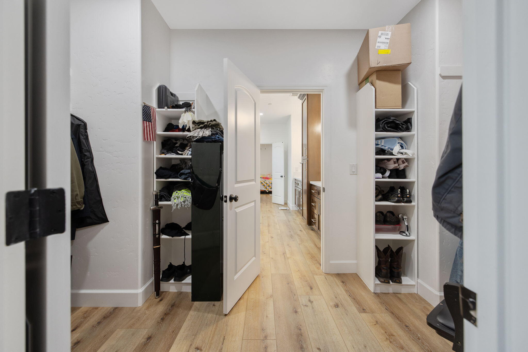 17044 Coyote Dr, Springville, CA 93265