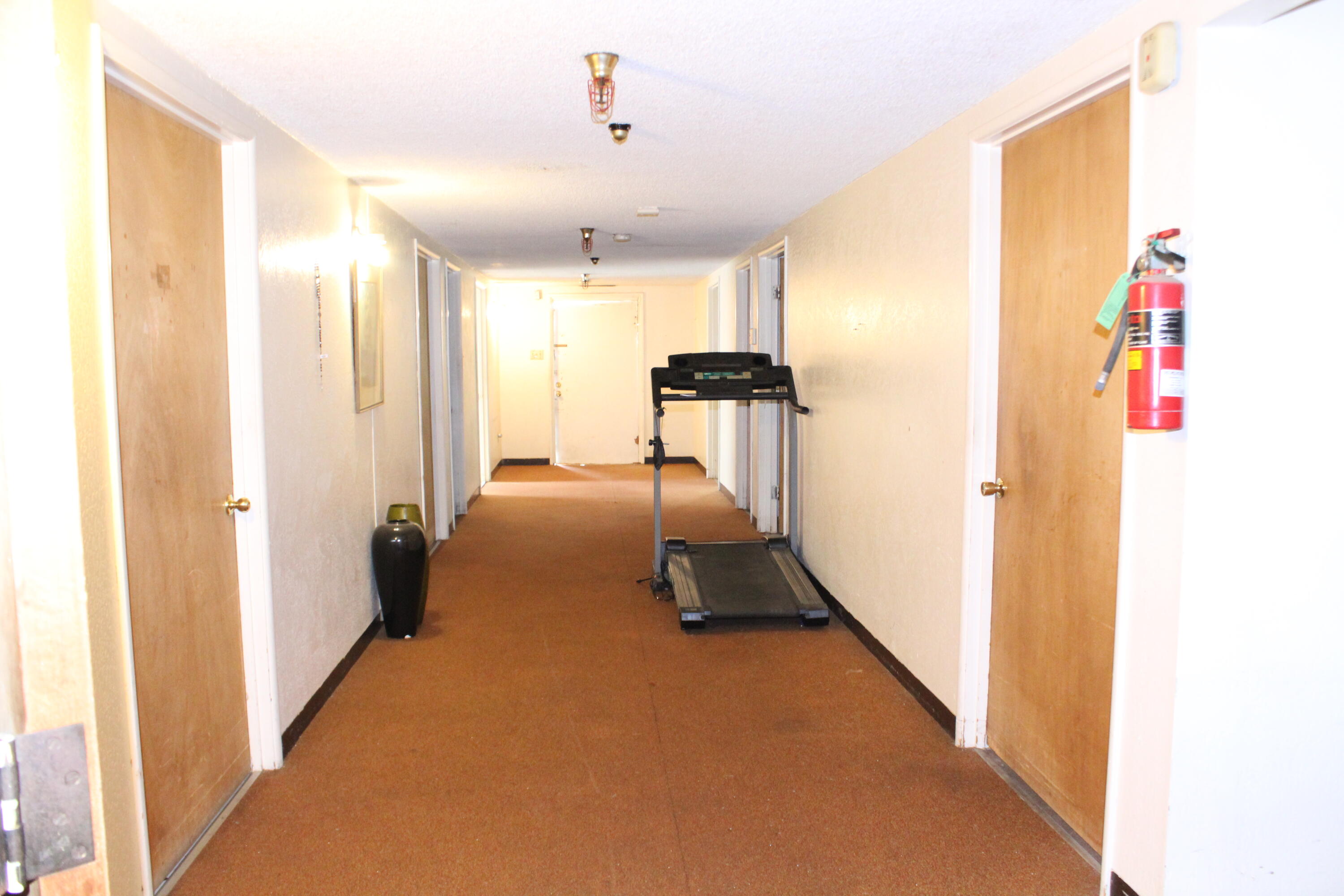 333 N L St, Dinuba, CA 93618