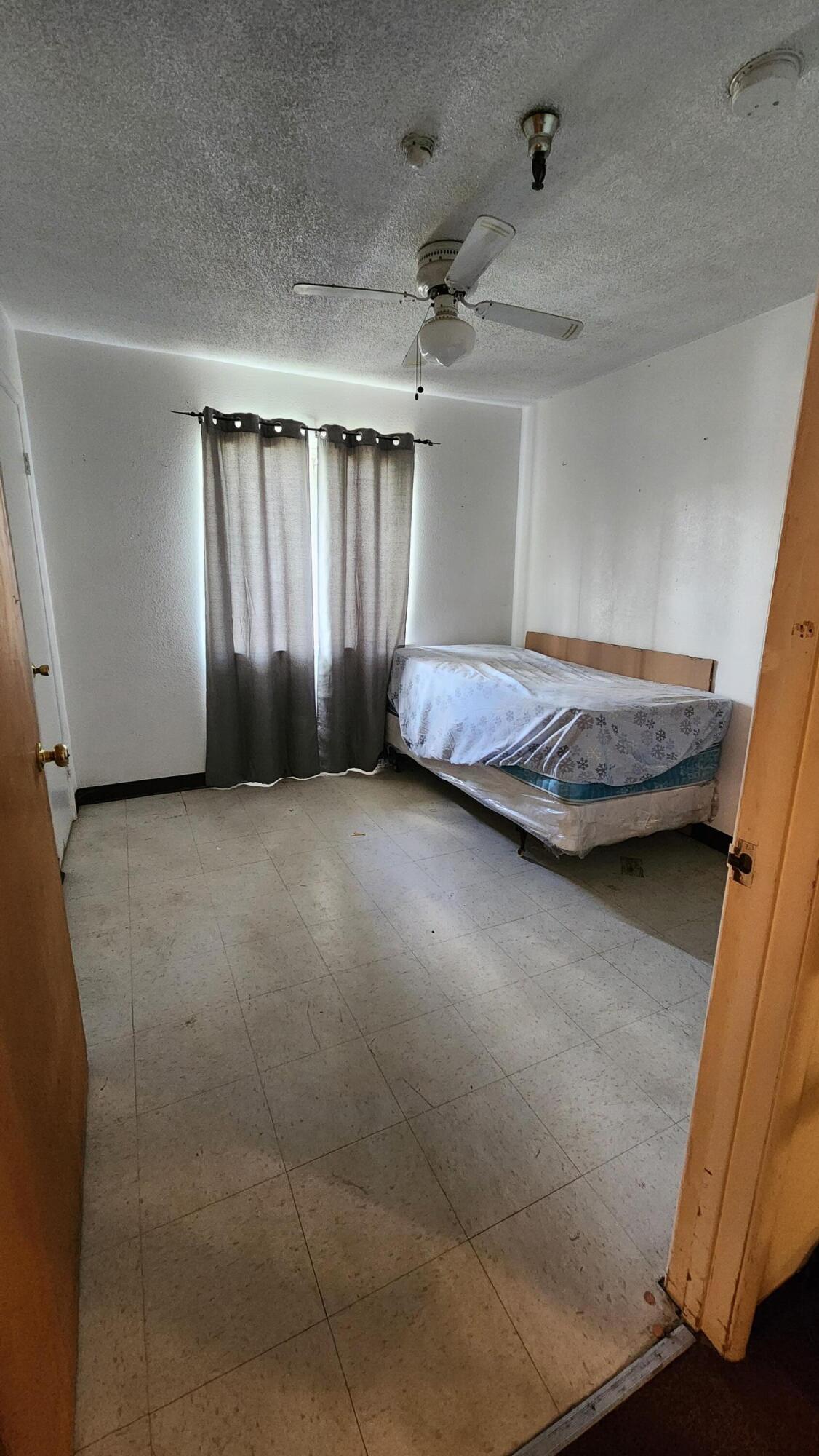 333 N L St, Dinuba, CA 93618