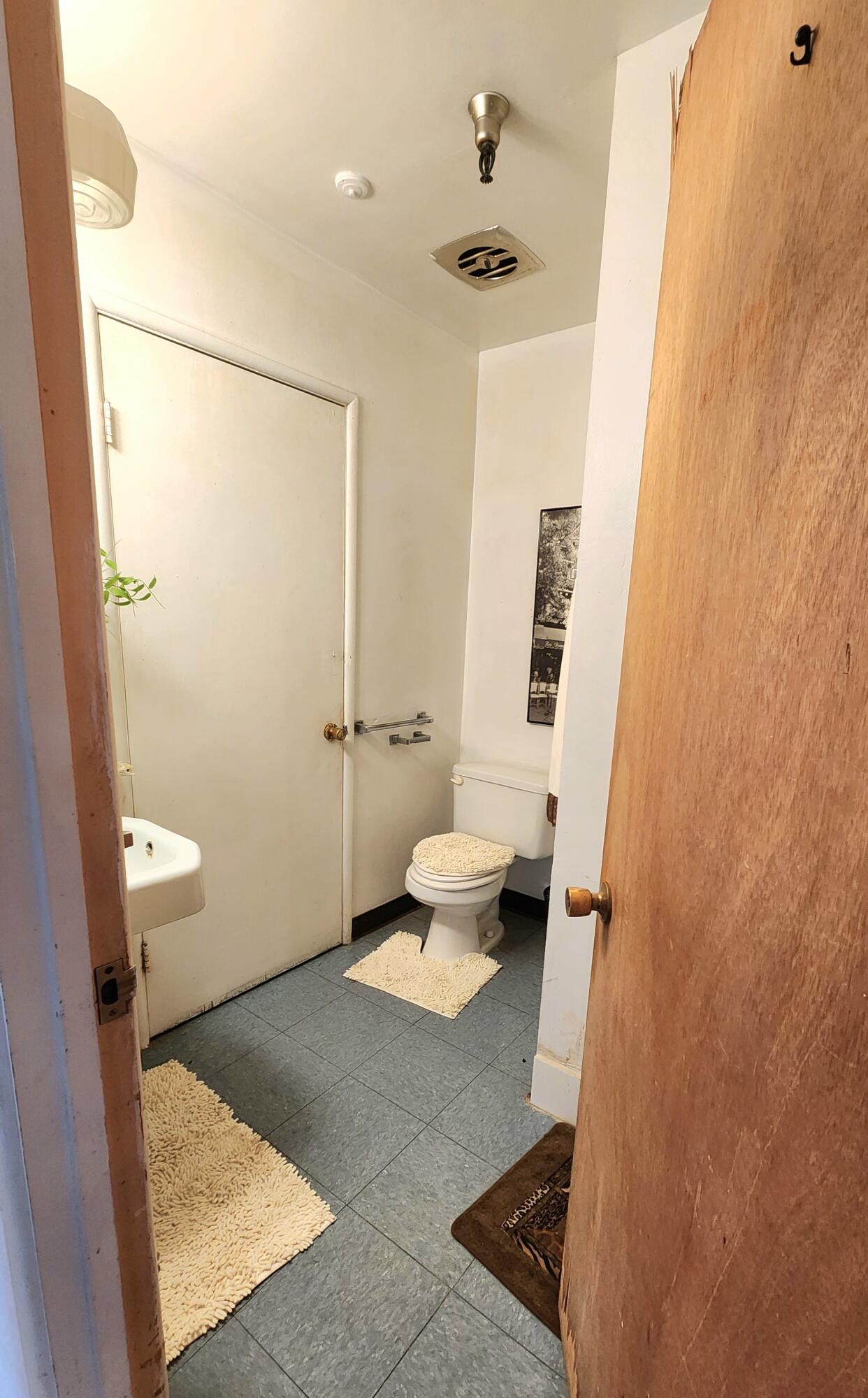 333 N L St, Dinuba, CA 93618