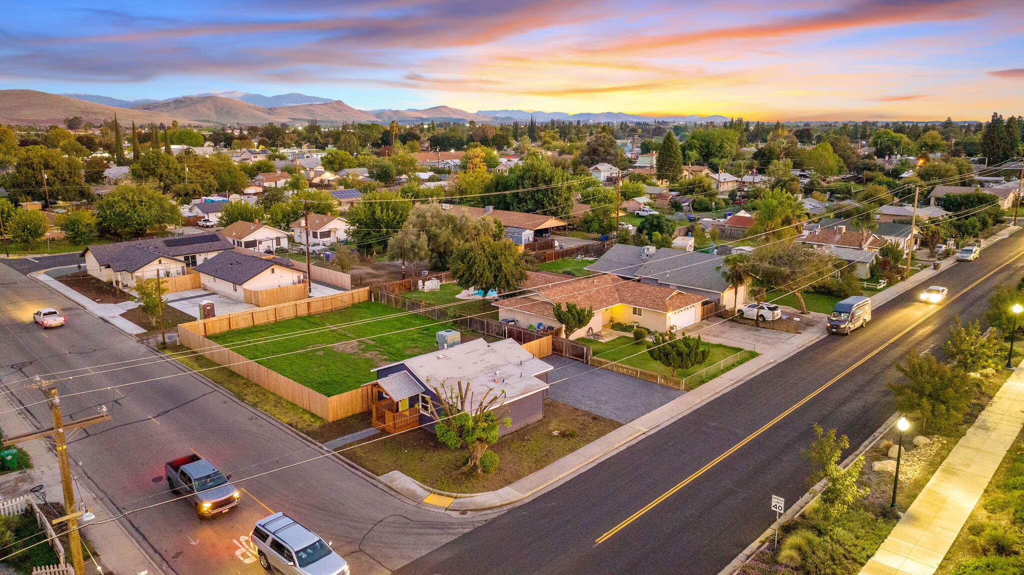 1175 W Maple St, Exeter, CA 93221