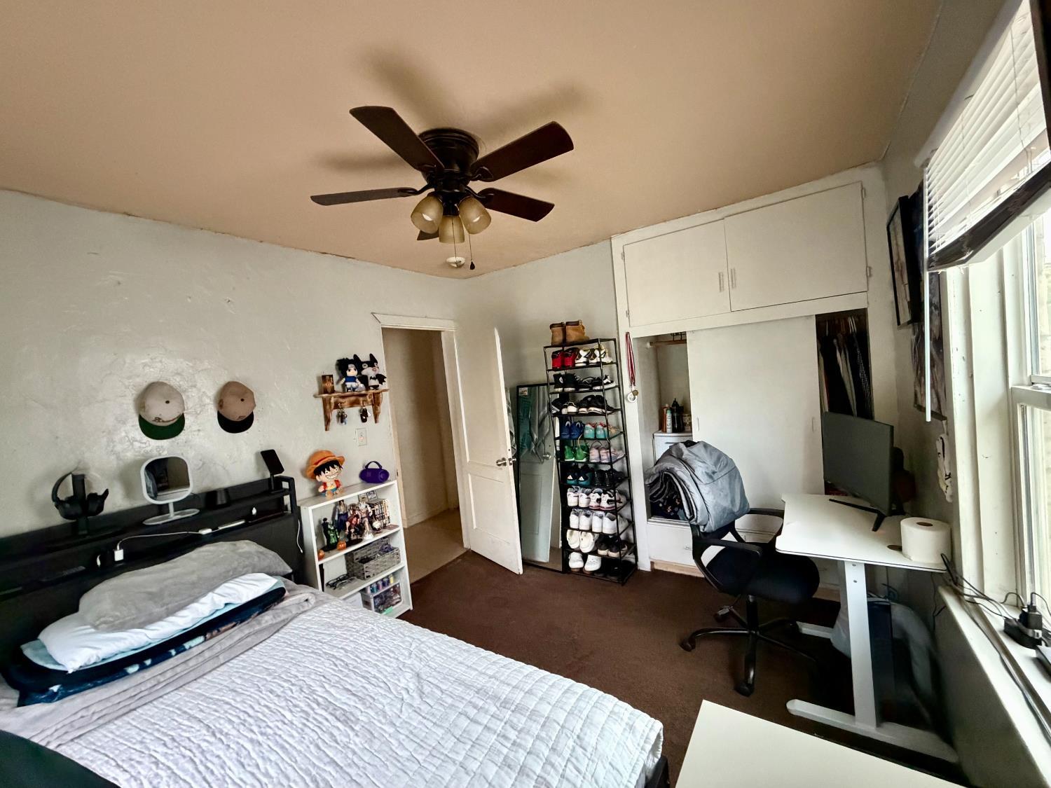 313 S K St, Madera, CA 93637