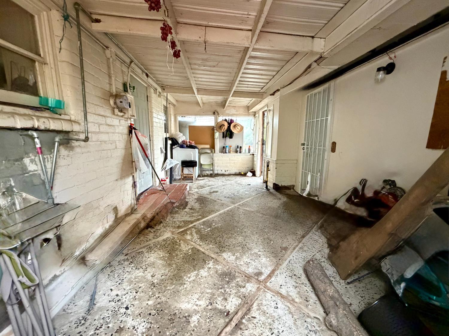 313 S K St, Madera, CA 93637