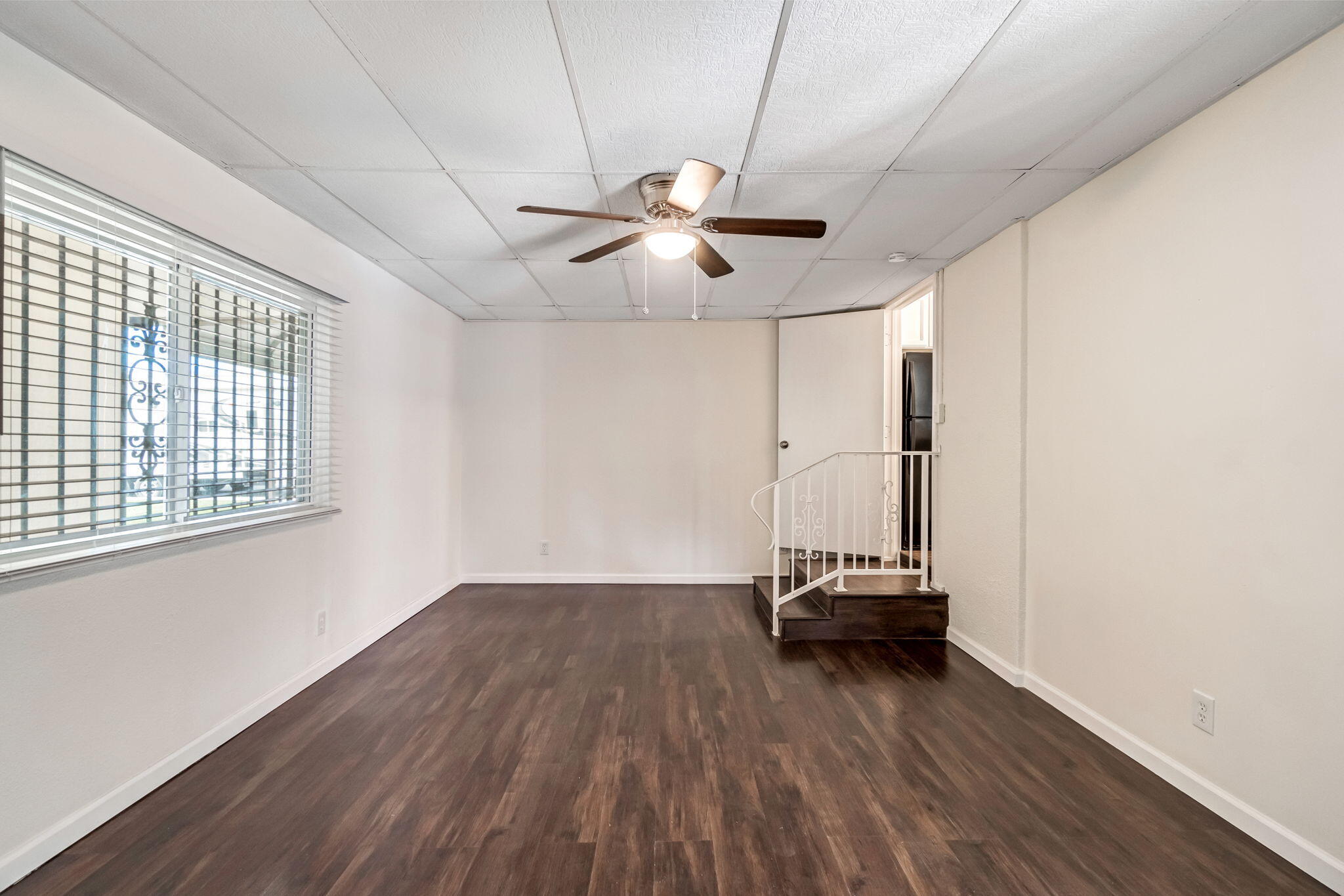 6048 N Del Mar Ave, Fresno, CA 93704