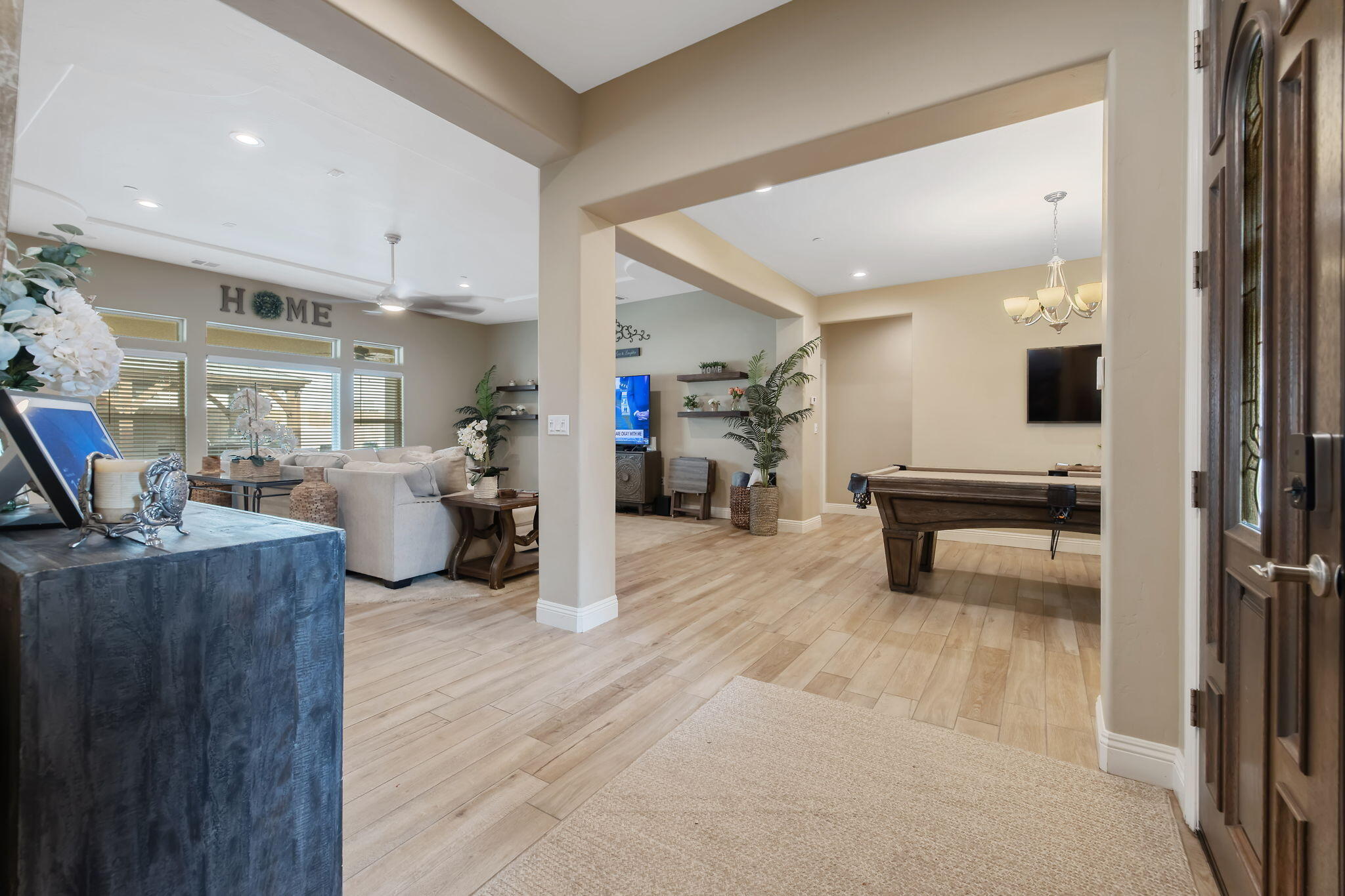 3038 E Beech Ct, Visalia, CA 93292