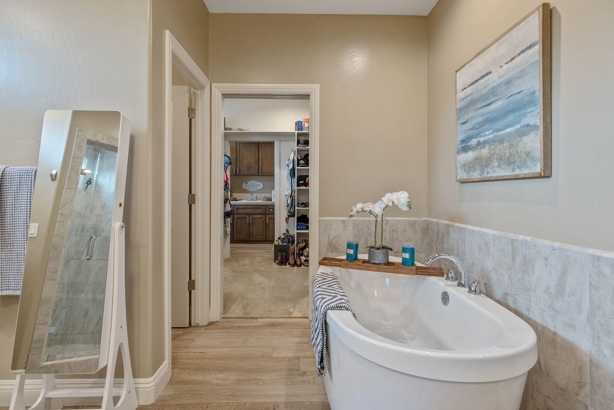 3038 E Beech Ct, Visalia, CA 93292