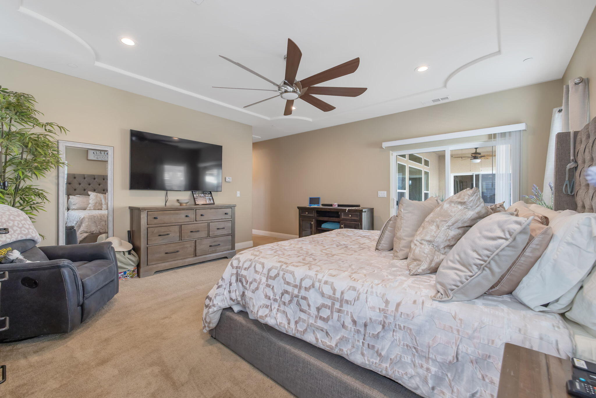 3038 E Beech Ct, Visalia, CA 93292