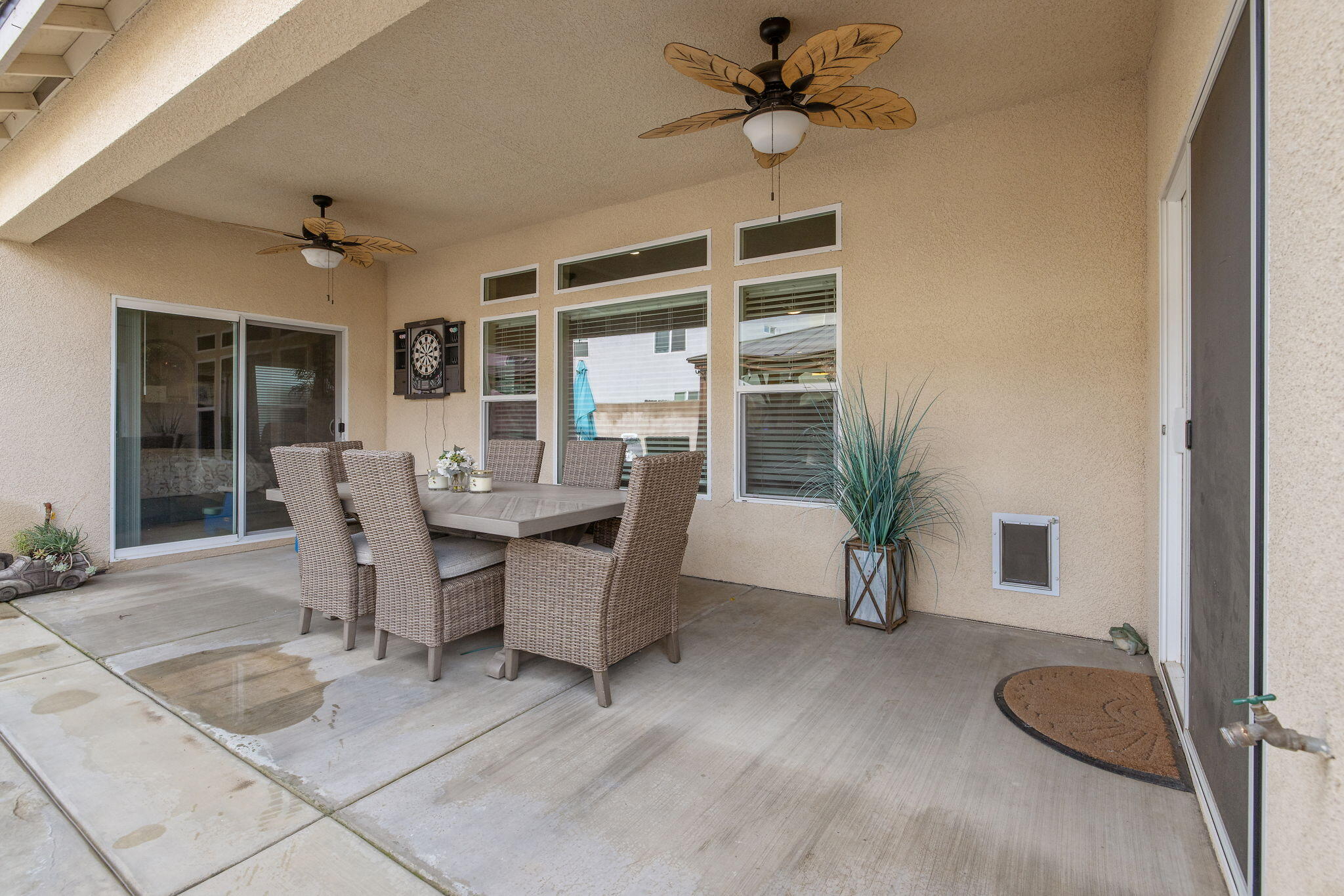 3038 E Beech Ct, Visalia, CA 93292