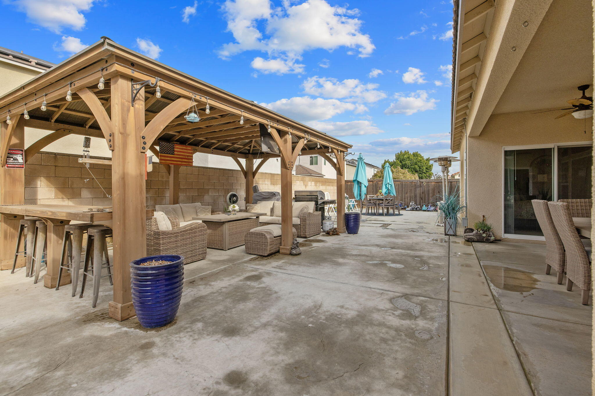 3038 E Beech Ct, Visalia, CA 93292