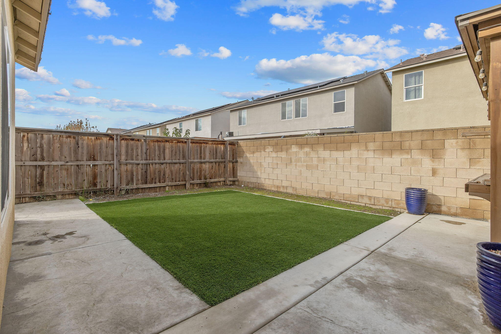 3038 E Beech Ct, Visalia, CA 93292