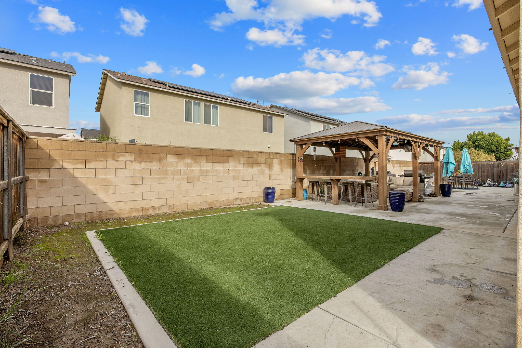 3038 E Beech Ct, Visalia, CA 93292